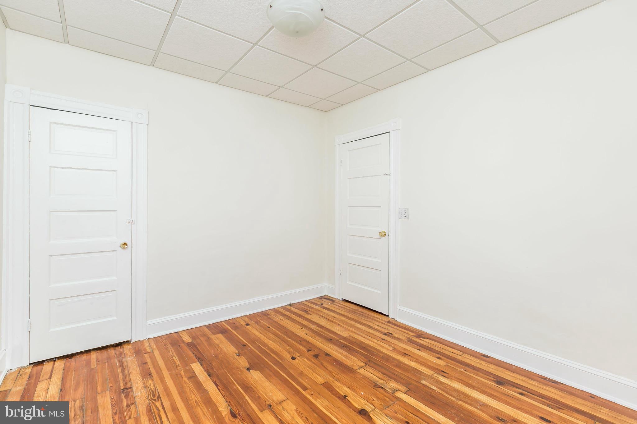 LAURAVILLE HISTORIC DISTRICT - Residential