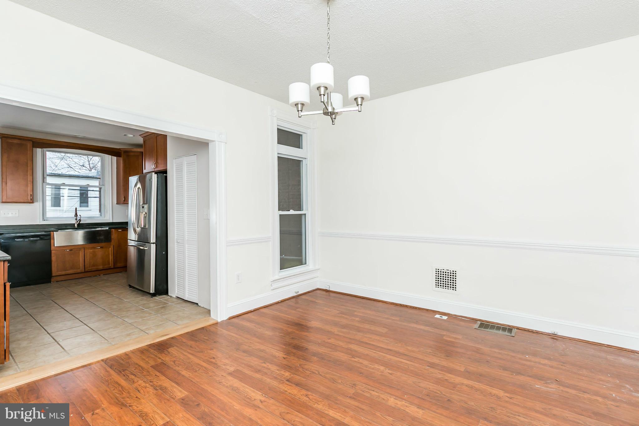 LAURAVILLE HISTORIC DISTRICT - Residential