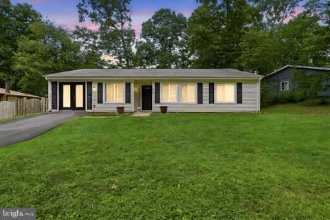 Photo of 1522 Millikens Bend Road, HERNDON, VA 20170 (MLS # VAFX2324720)