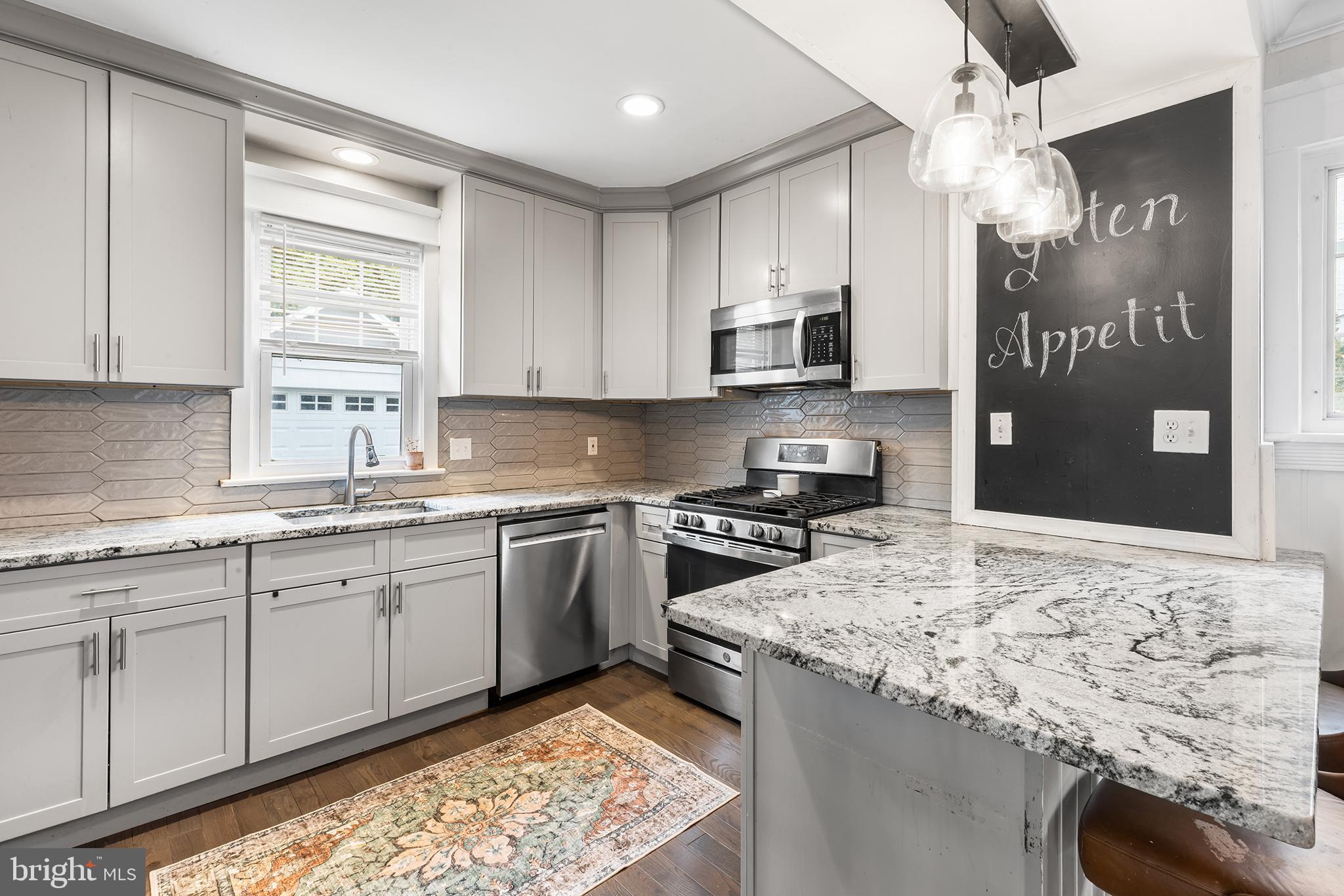 MERWOOD PARK - Residential