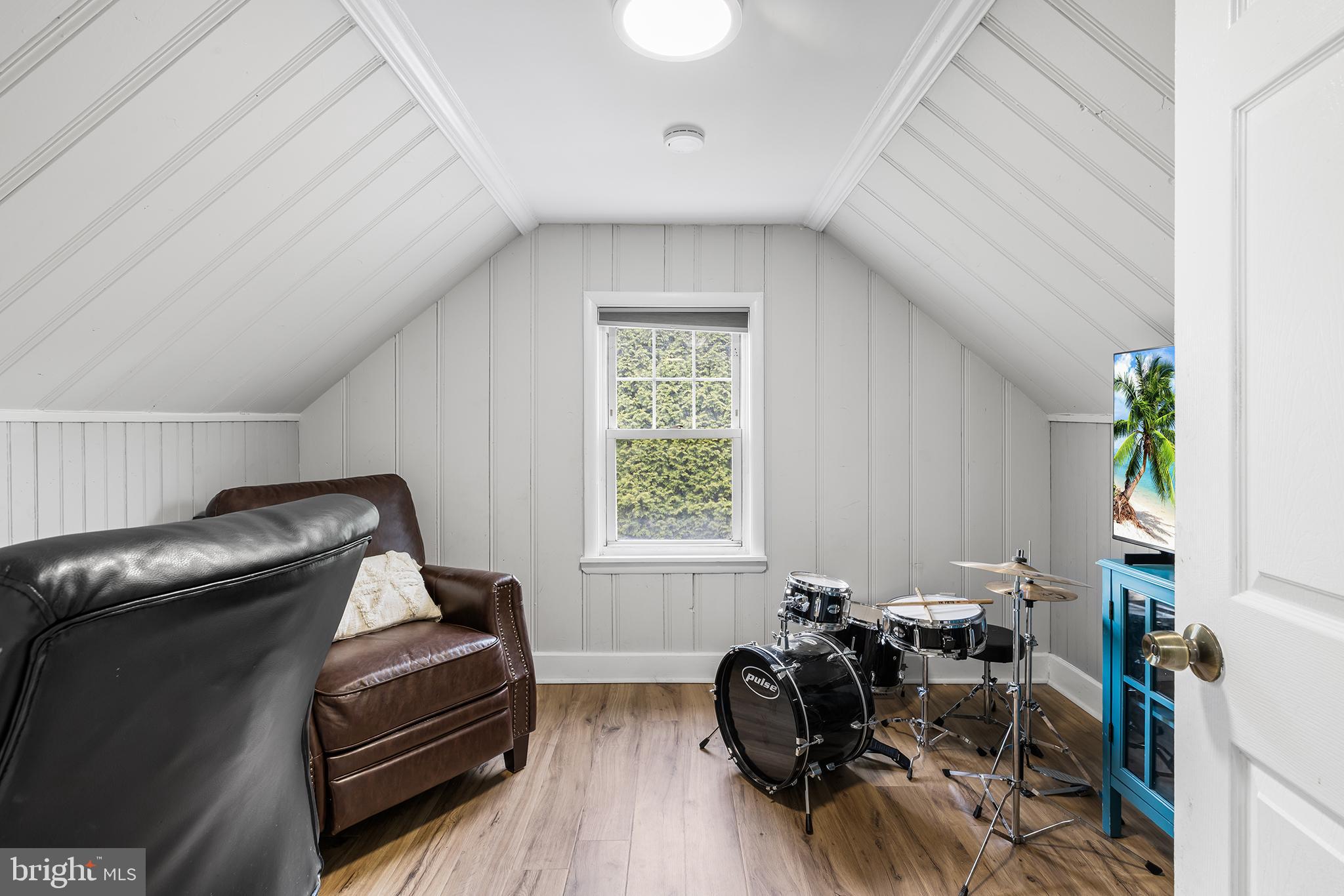 MERWOOD PARK - Residential