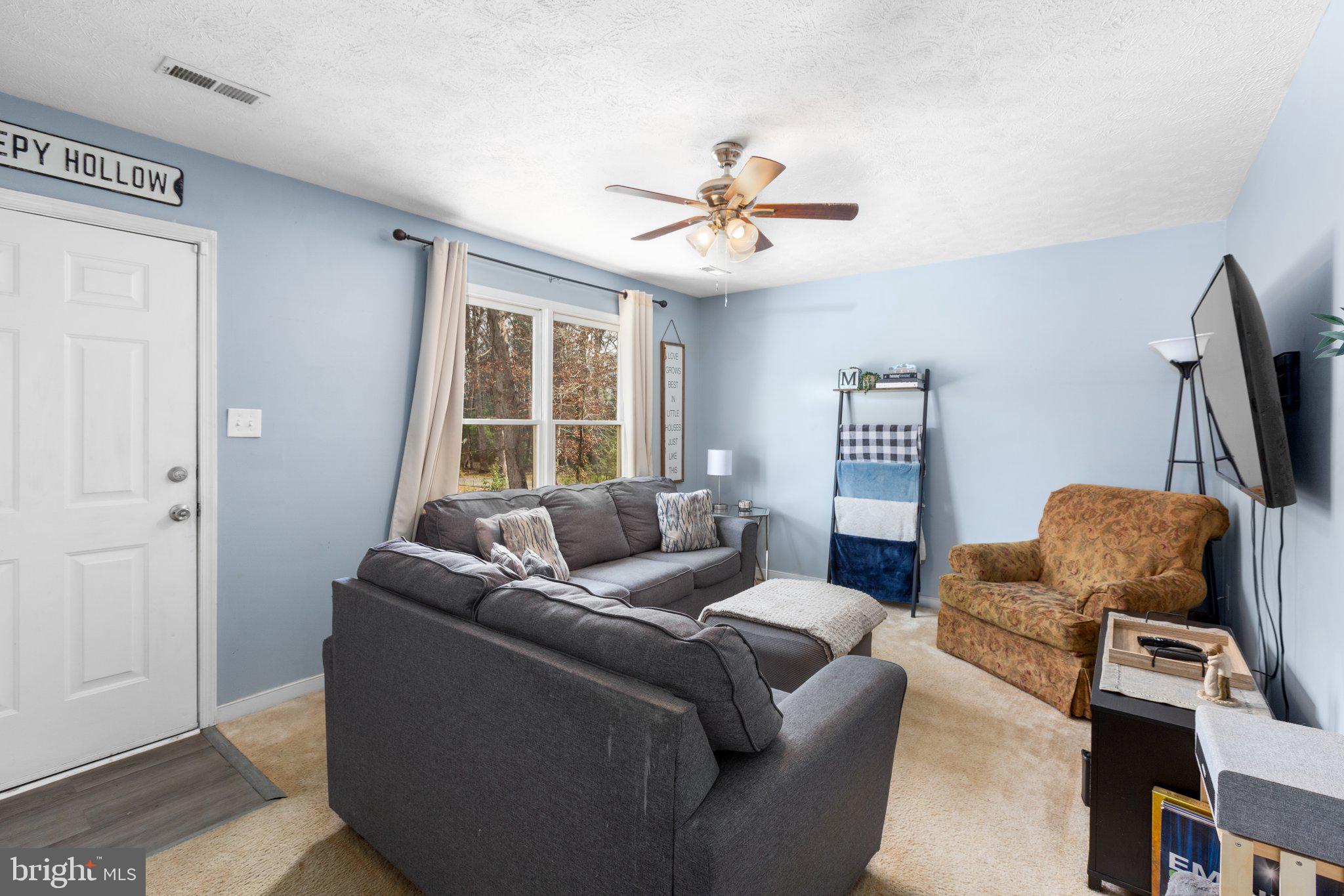 LAKE LAND OR - Residential