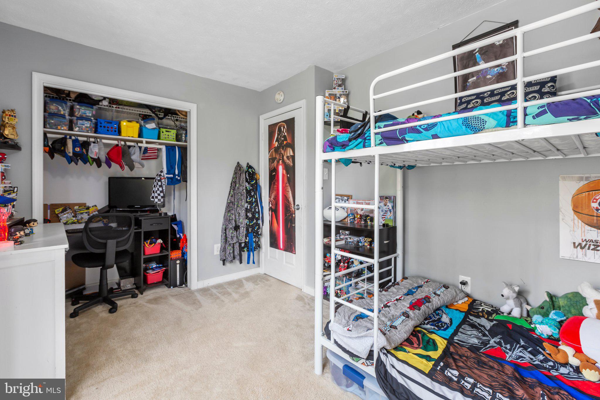 LAKE LAND OR - Residential