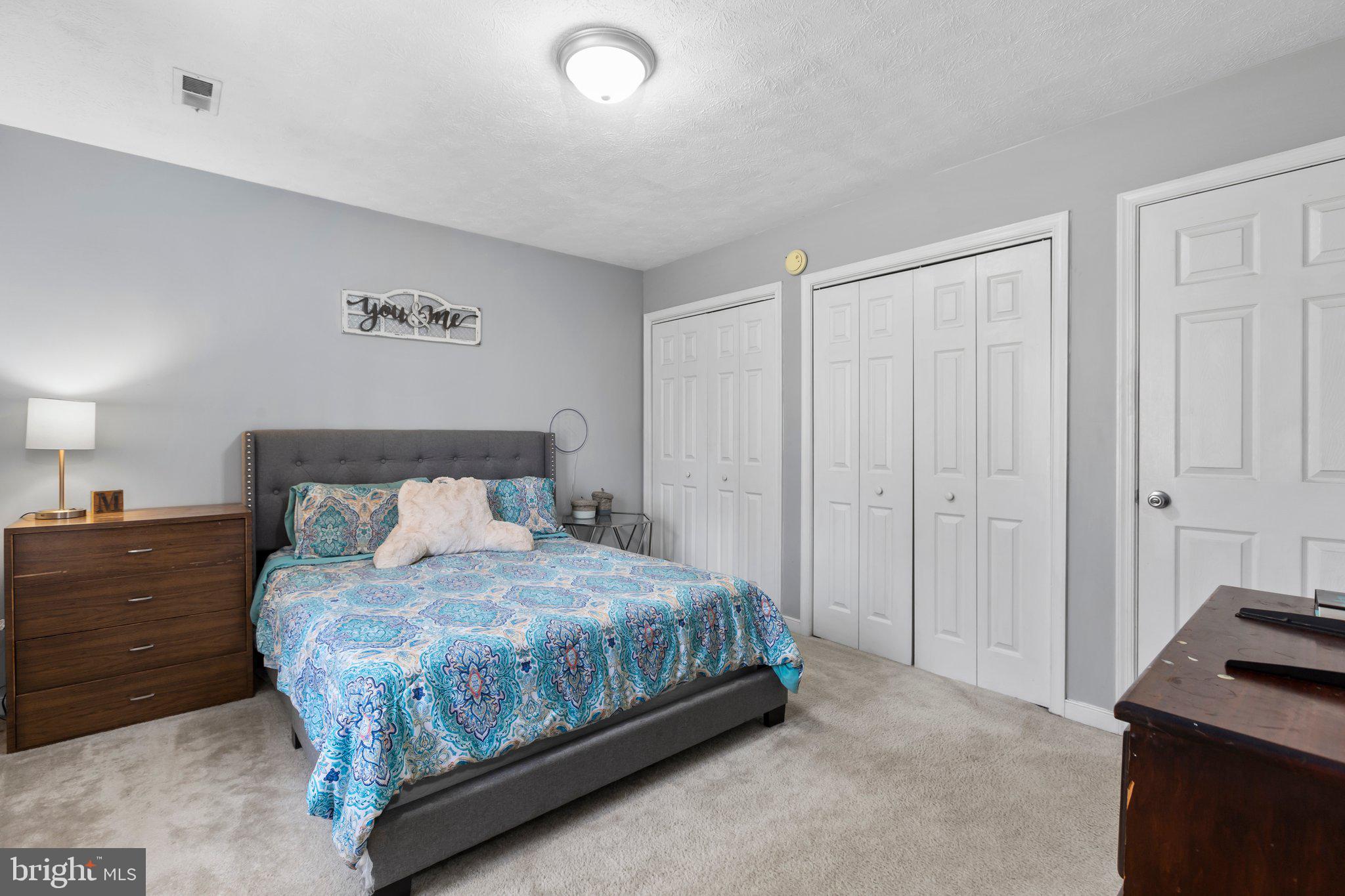 LAKE LAND OR - Residential