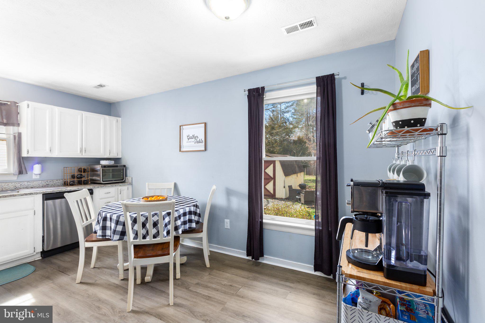 LAKE LAND OR - Residential