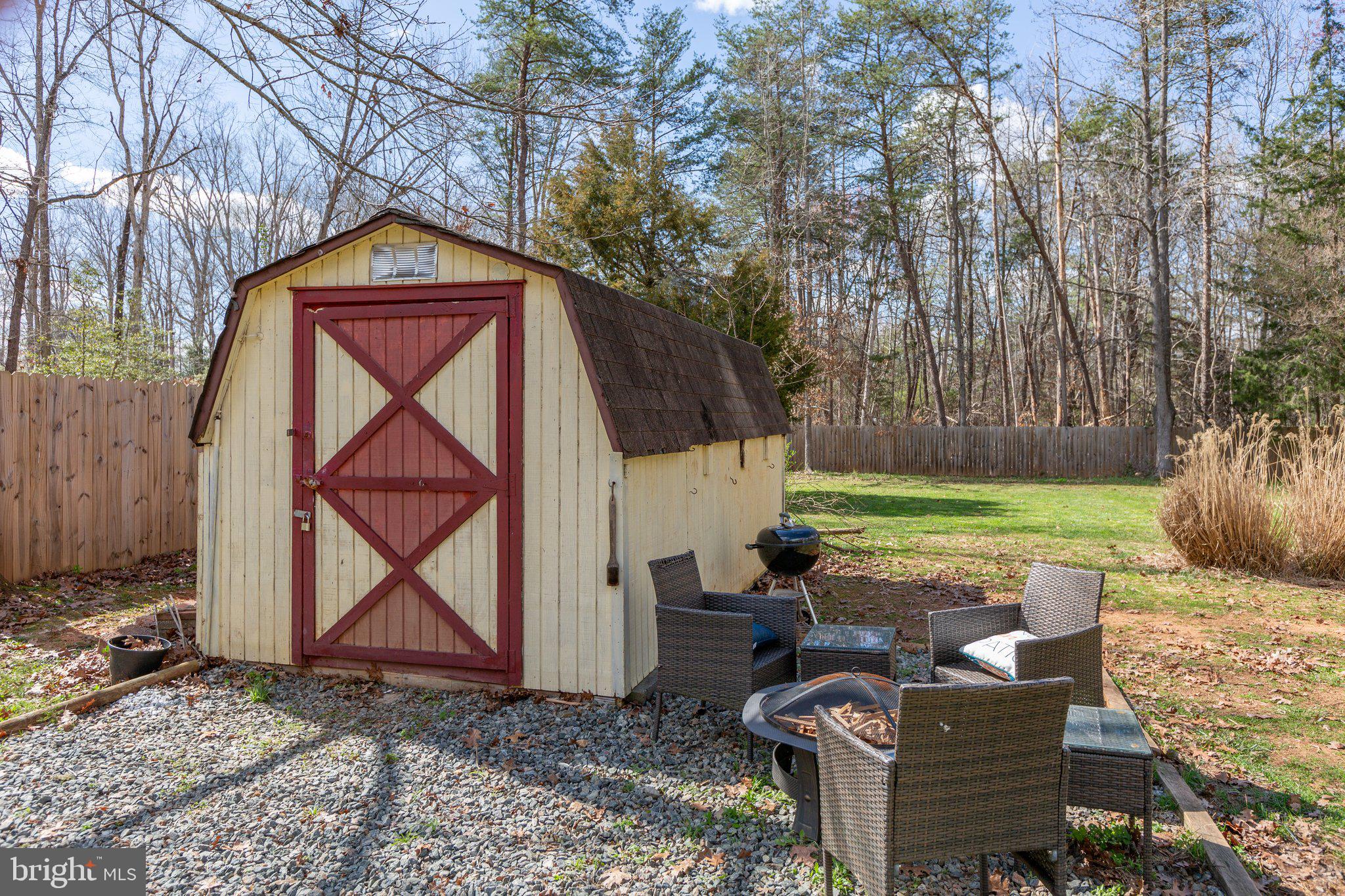 LAKE LAND OR - Residential