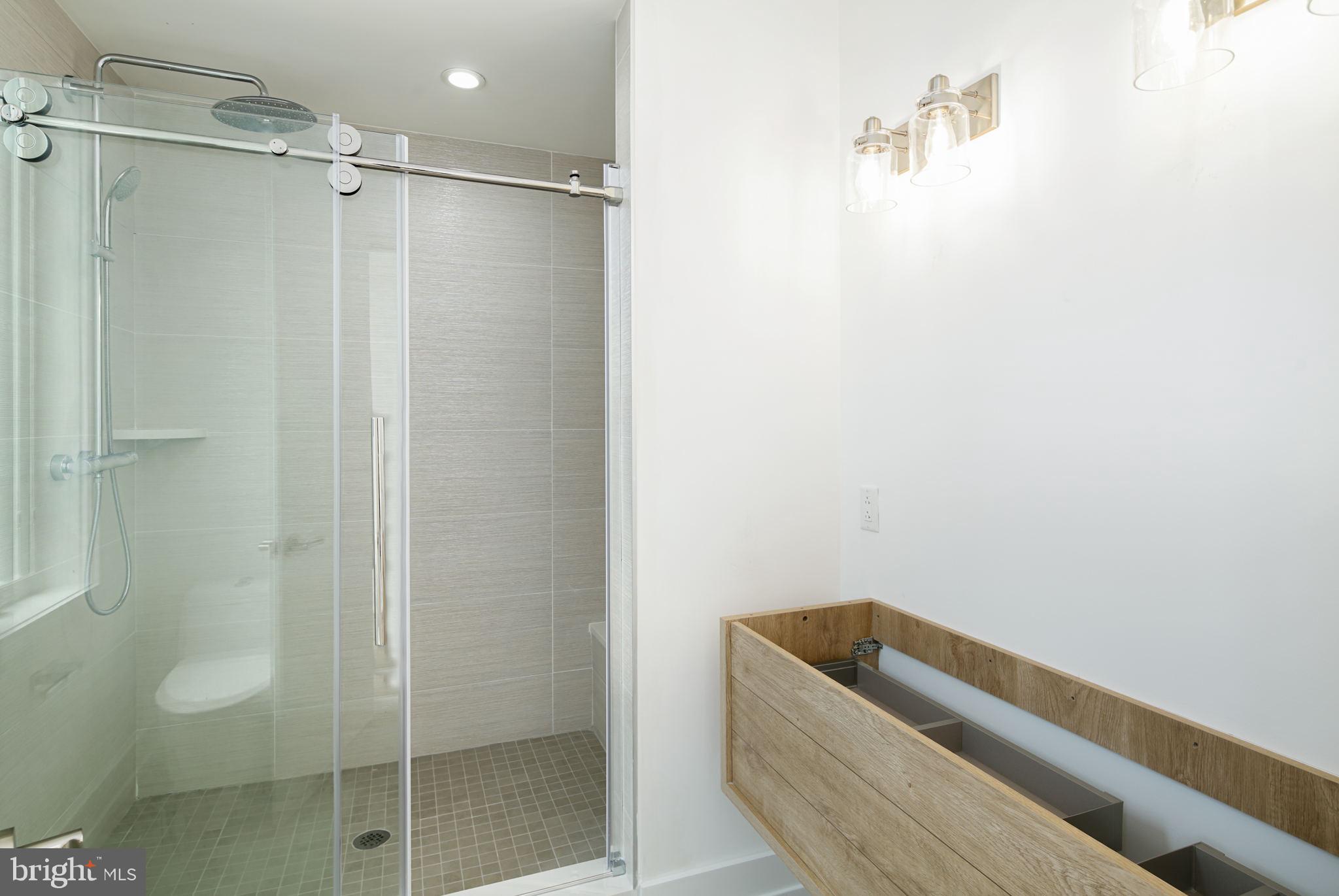 OLDE KENSINGTON - Residential