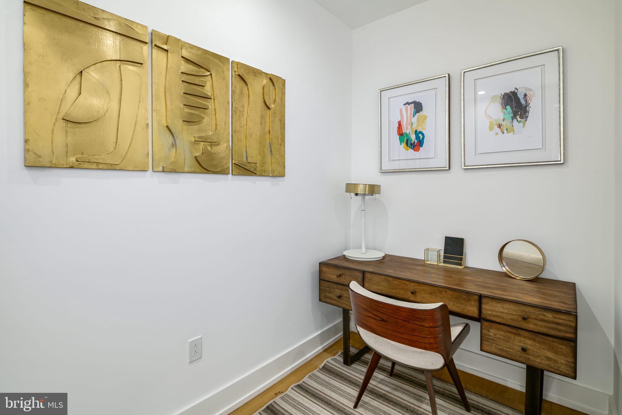 OLDE KENSINGTON - Residential