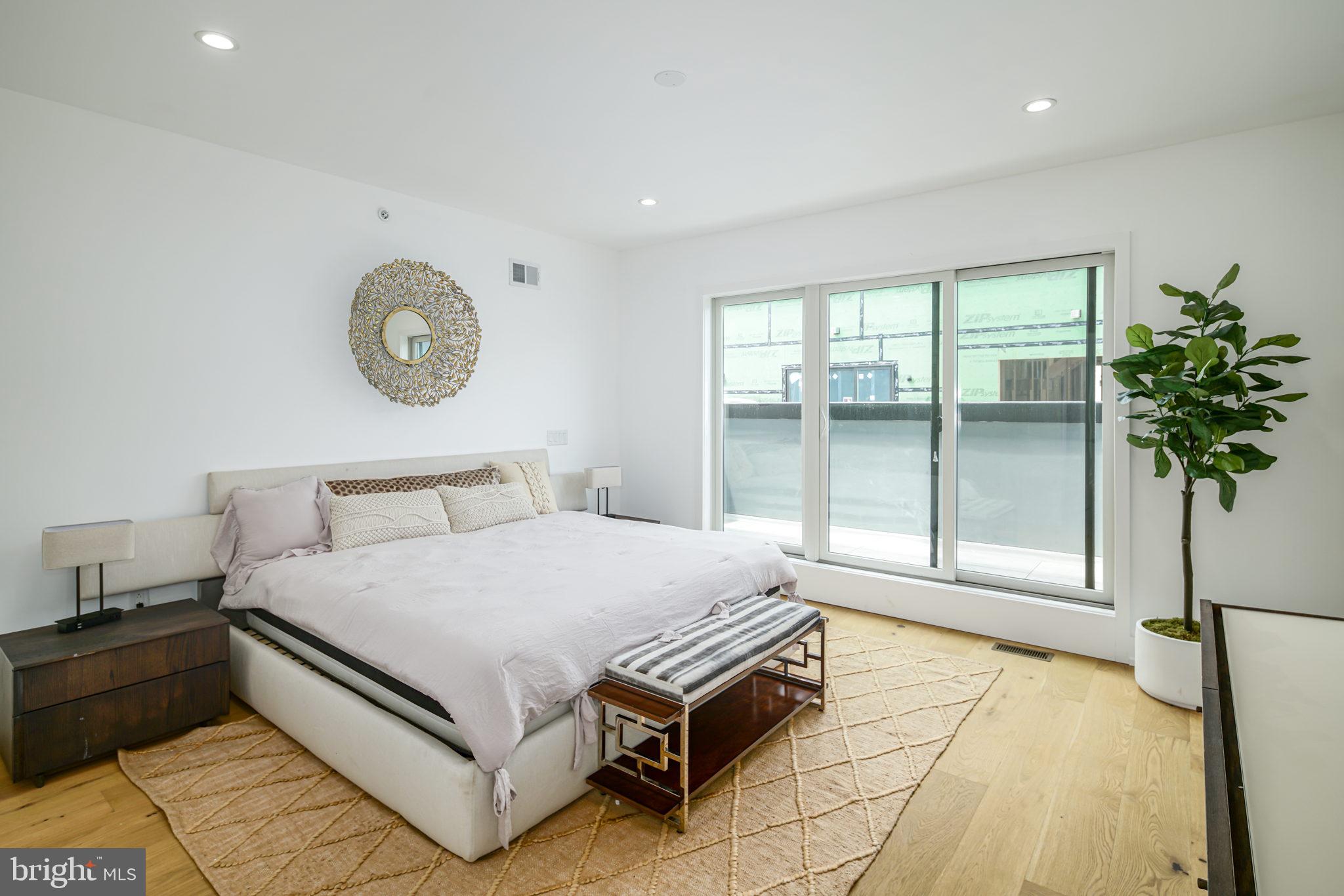 OLDE KENSINGTON - Residential