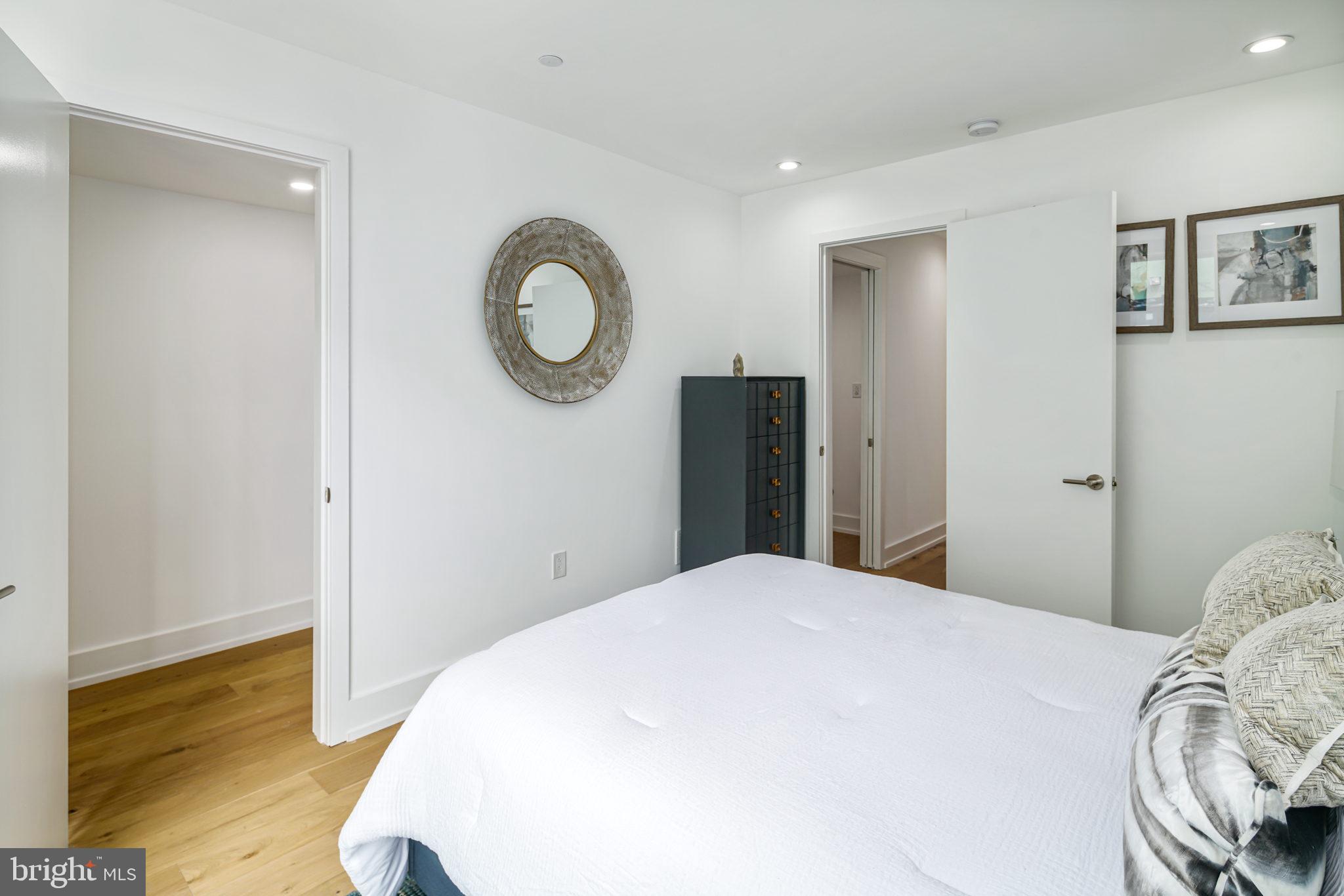 OLDE KENSINGTON - Residential