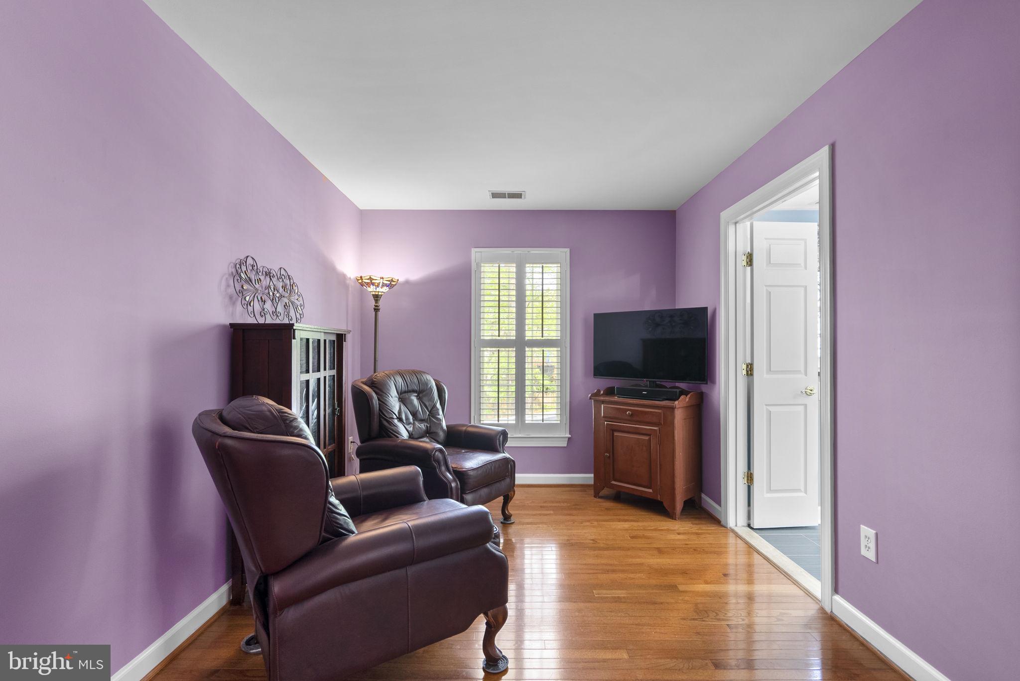 MONTGOMERY VILLAGE - Residential