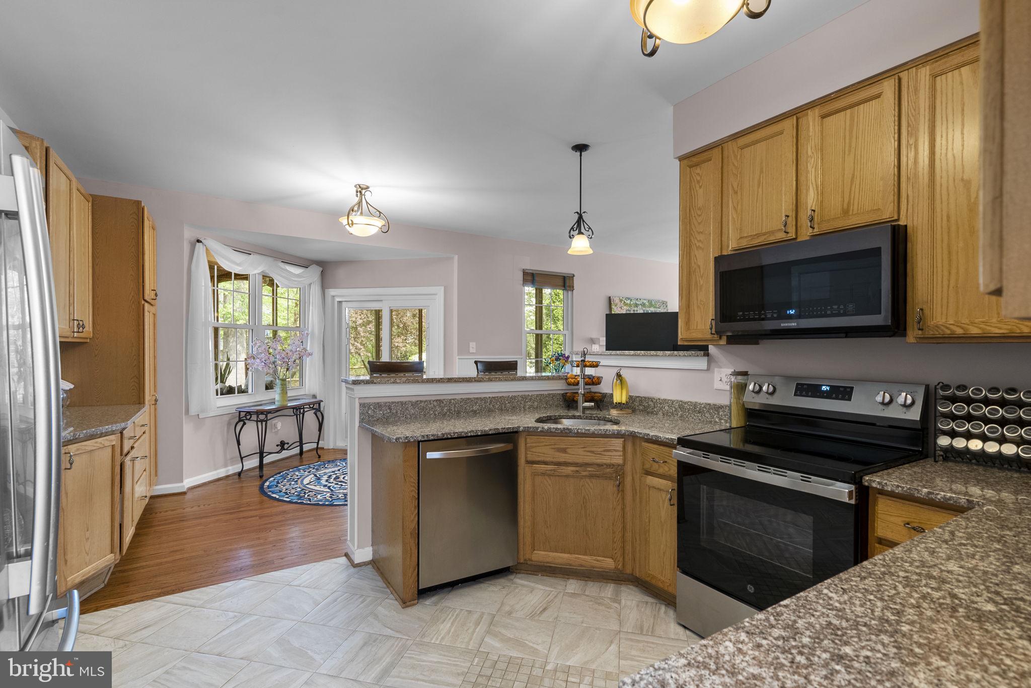 MONTGOMERY VILLAGE - Residential