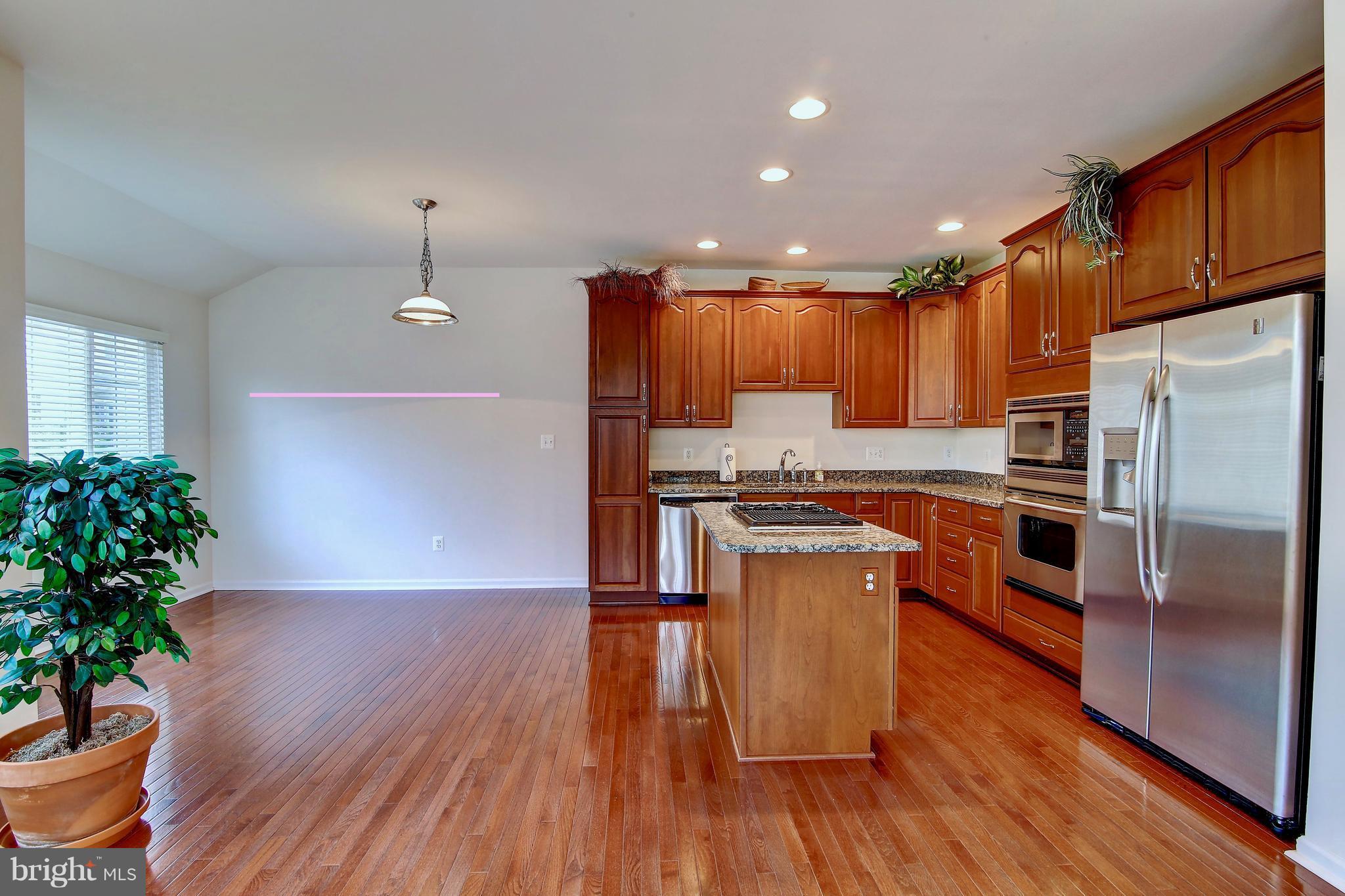 BELMONT COUNTRY CLUB - Residential Lease