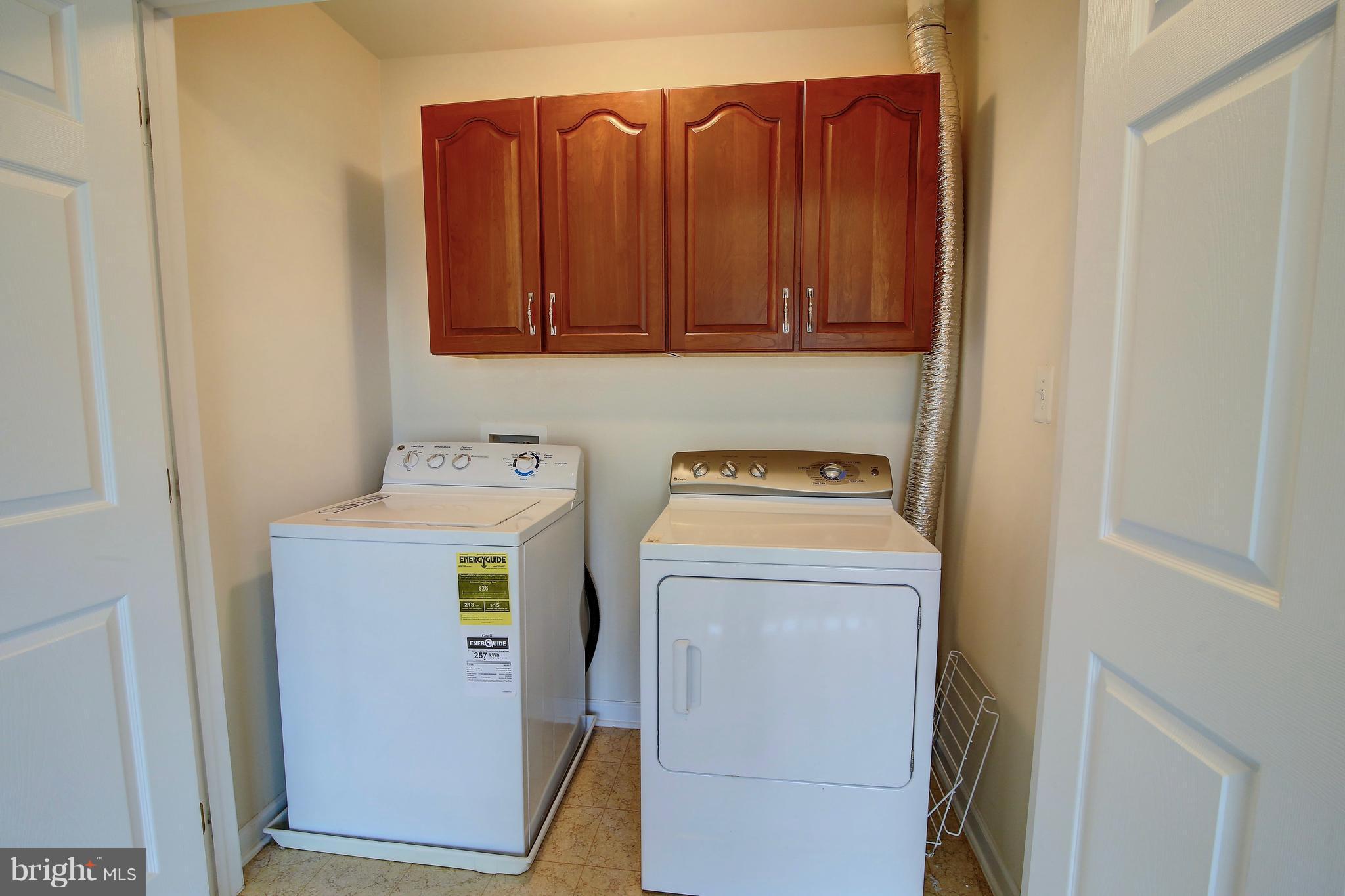 BELMONT COUNTRY CLUB - Residential Lease