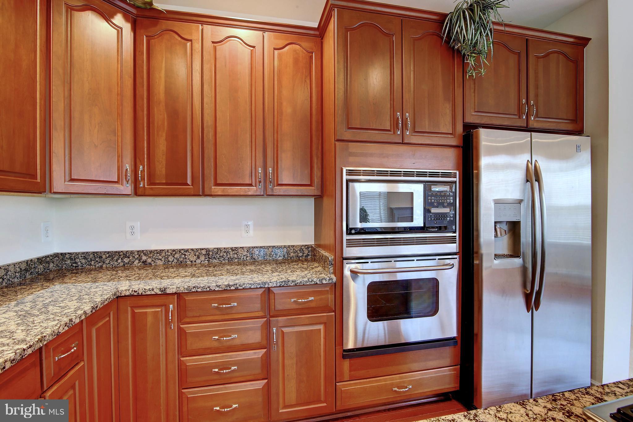 BELMONT COUNTRY CLUB - Residential Lease