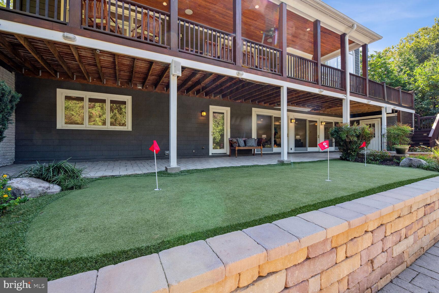 KENWOOD PARK - Residential