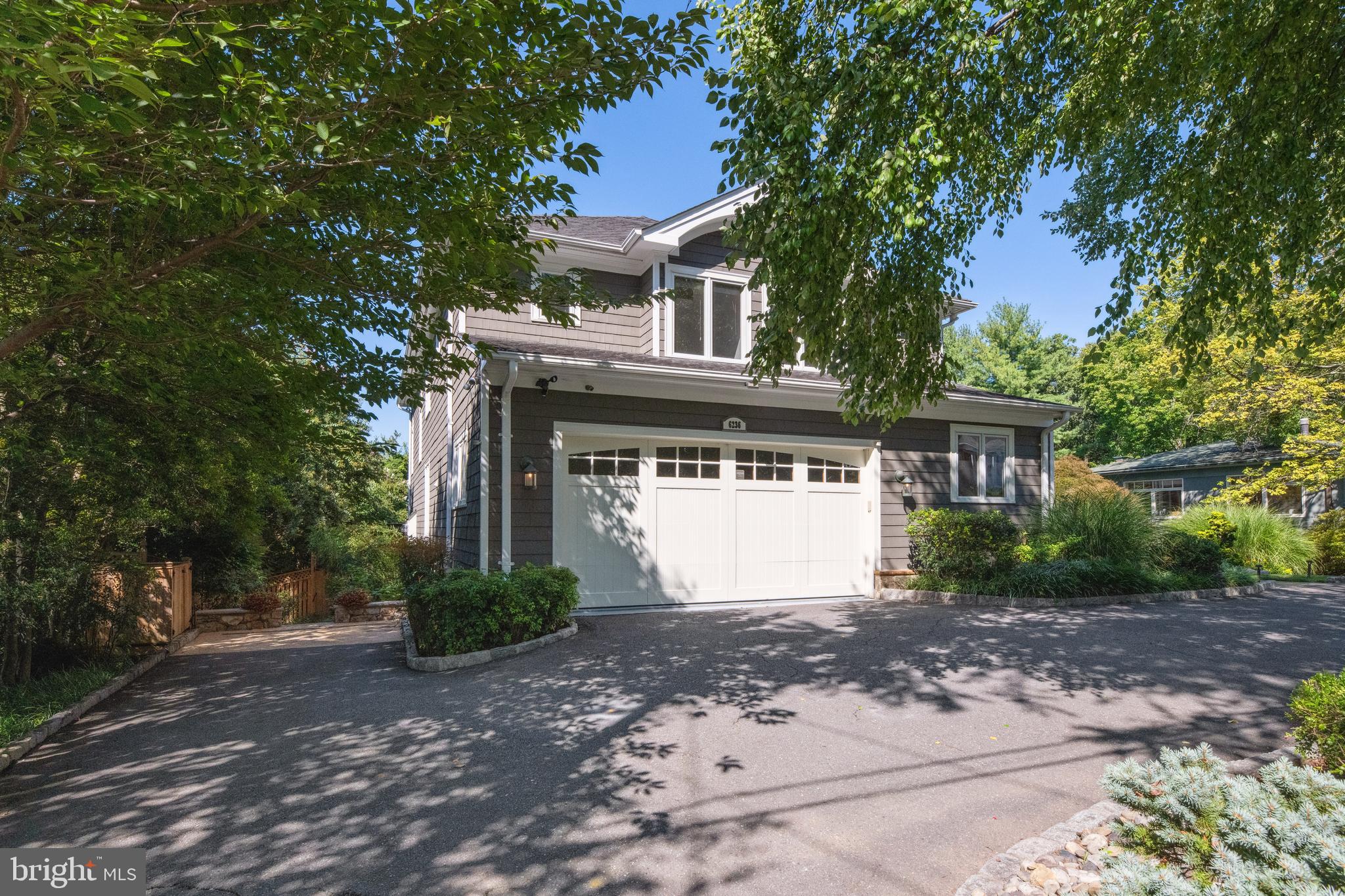 KENWOOD PARK - Residential