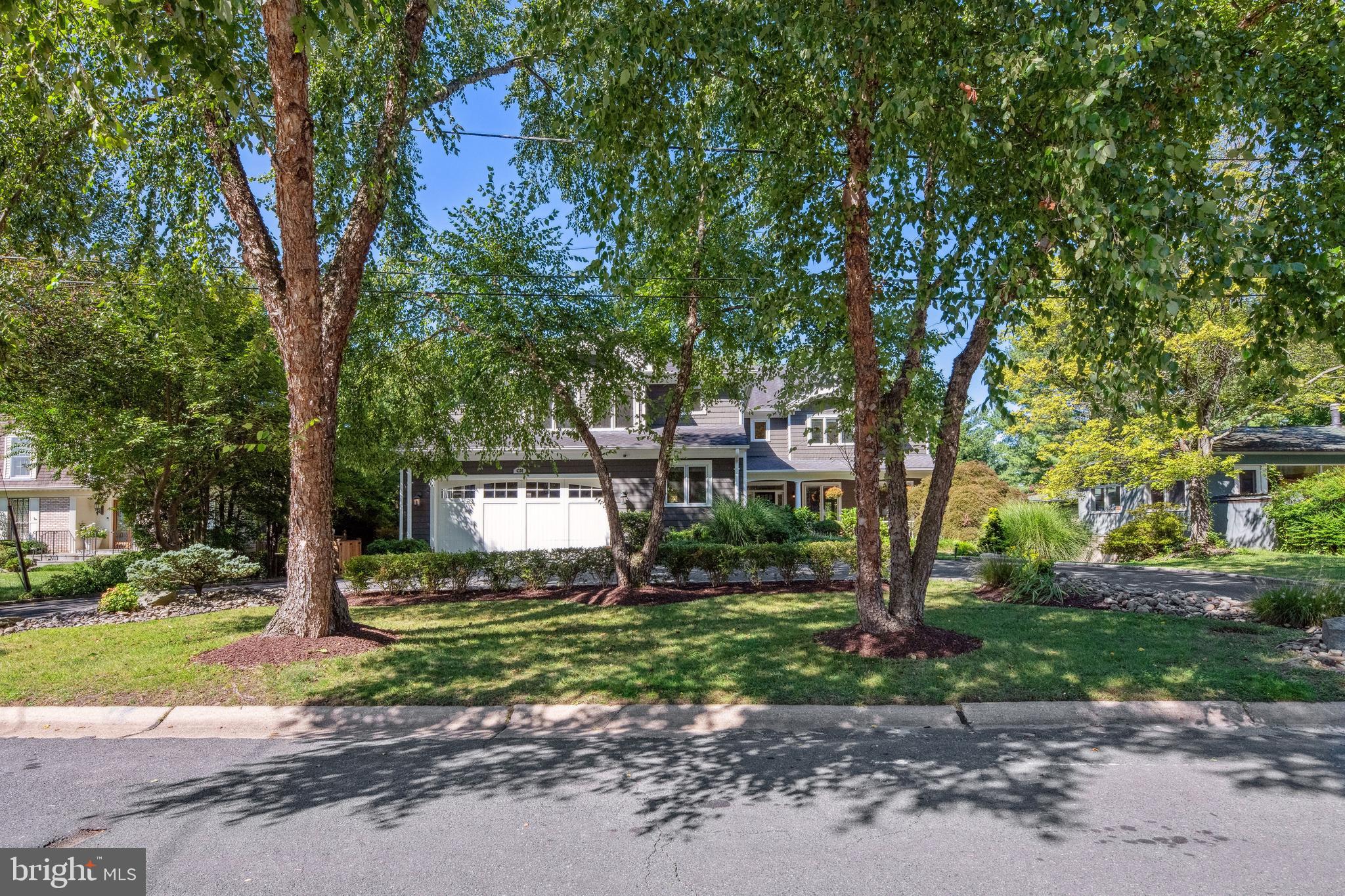 KENWOOD PARK - Residential