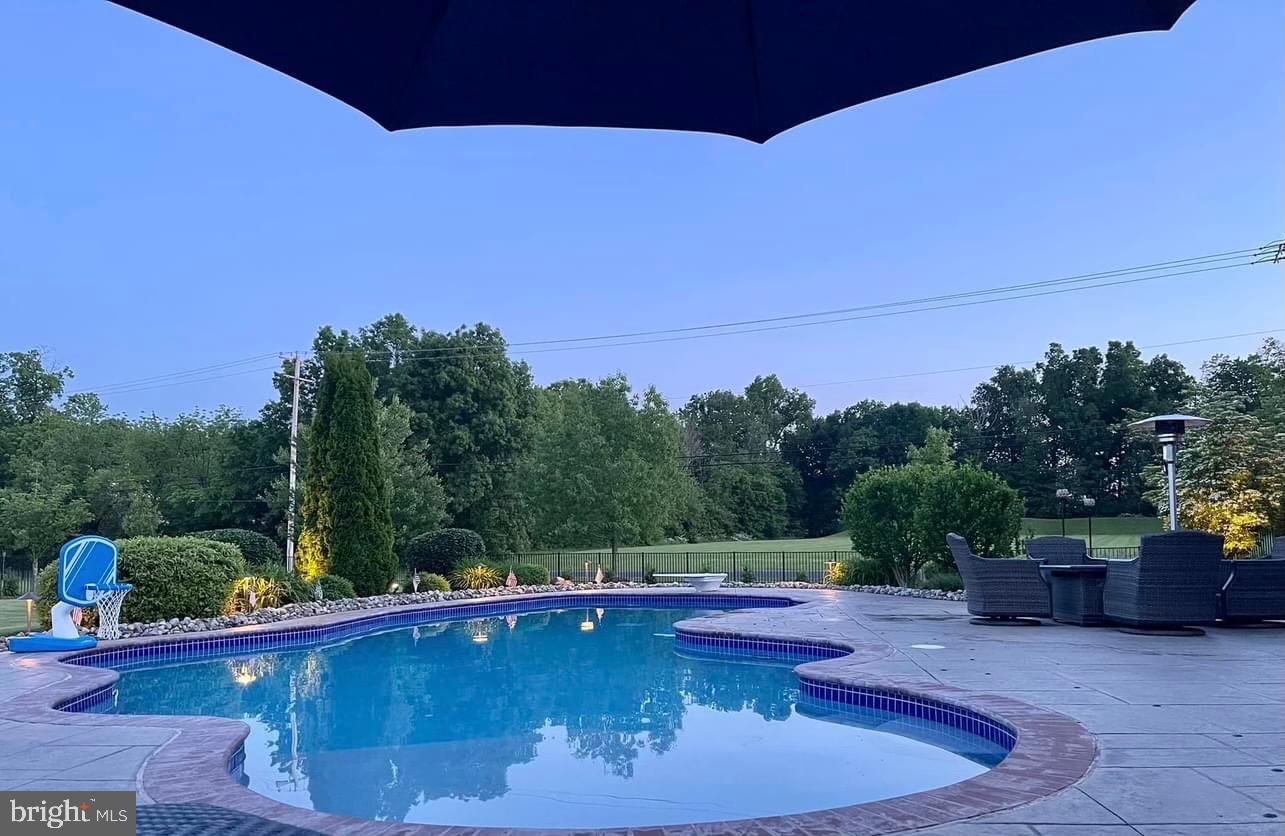 ESTS AT DEEP RUN CRE - Residential