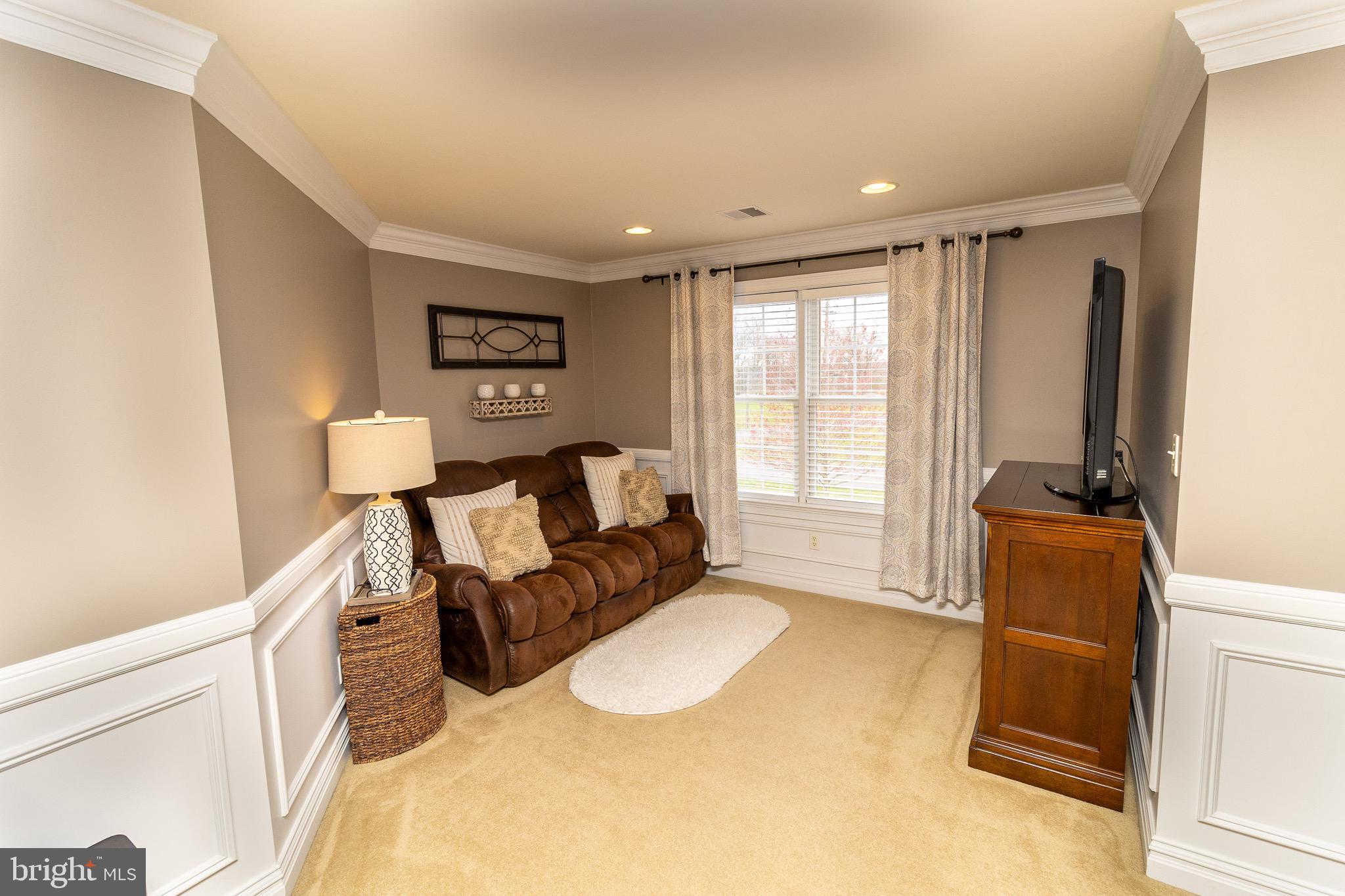 ESTS AT DEEP RUN CRE - Residential