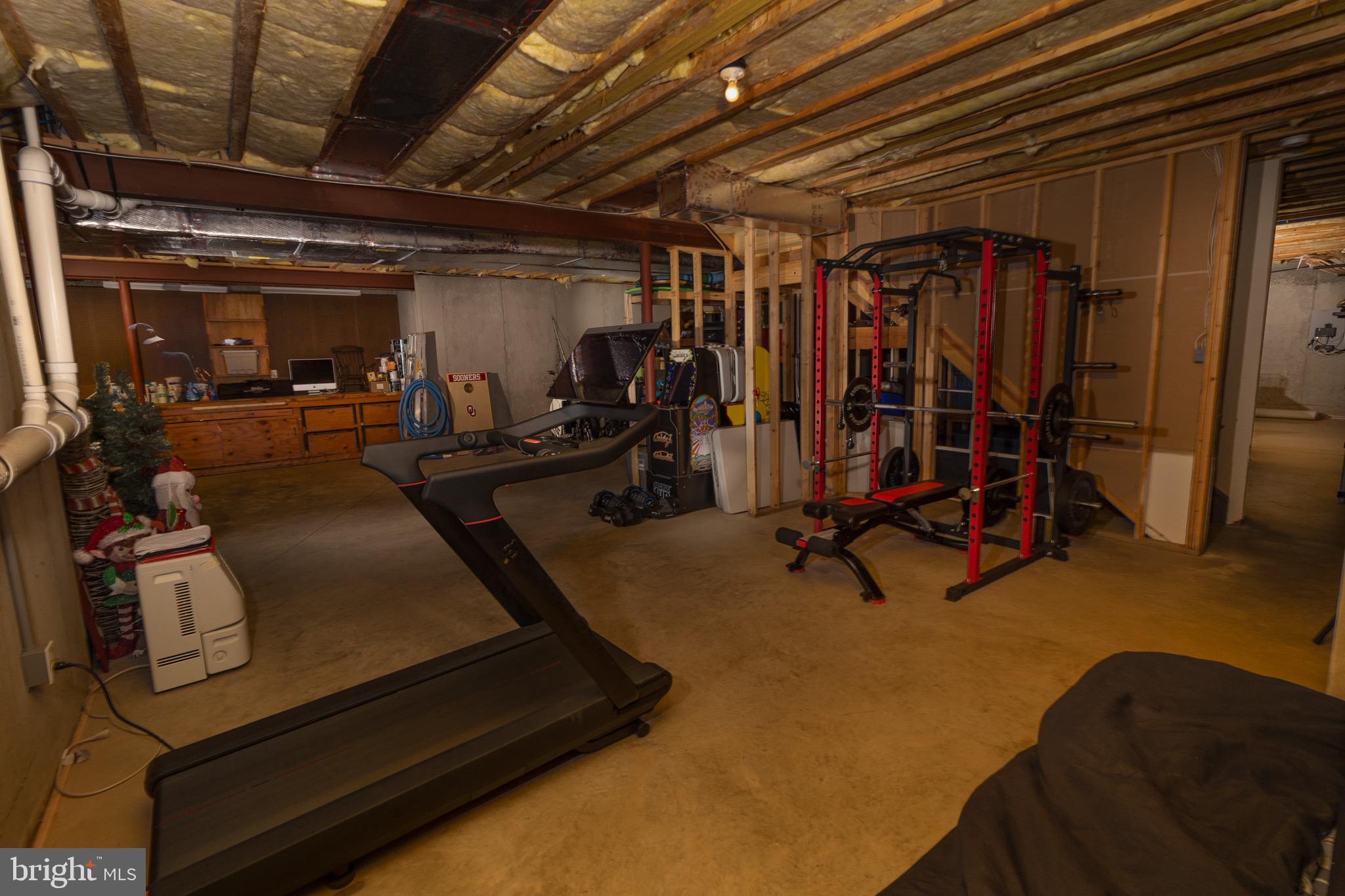 ESTS AT DEEP RUN CRE - Residential