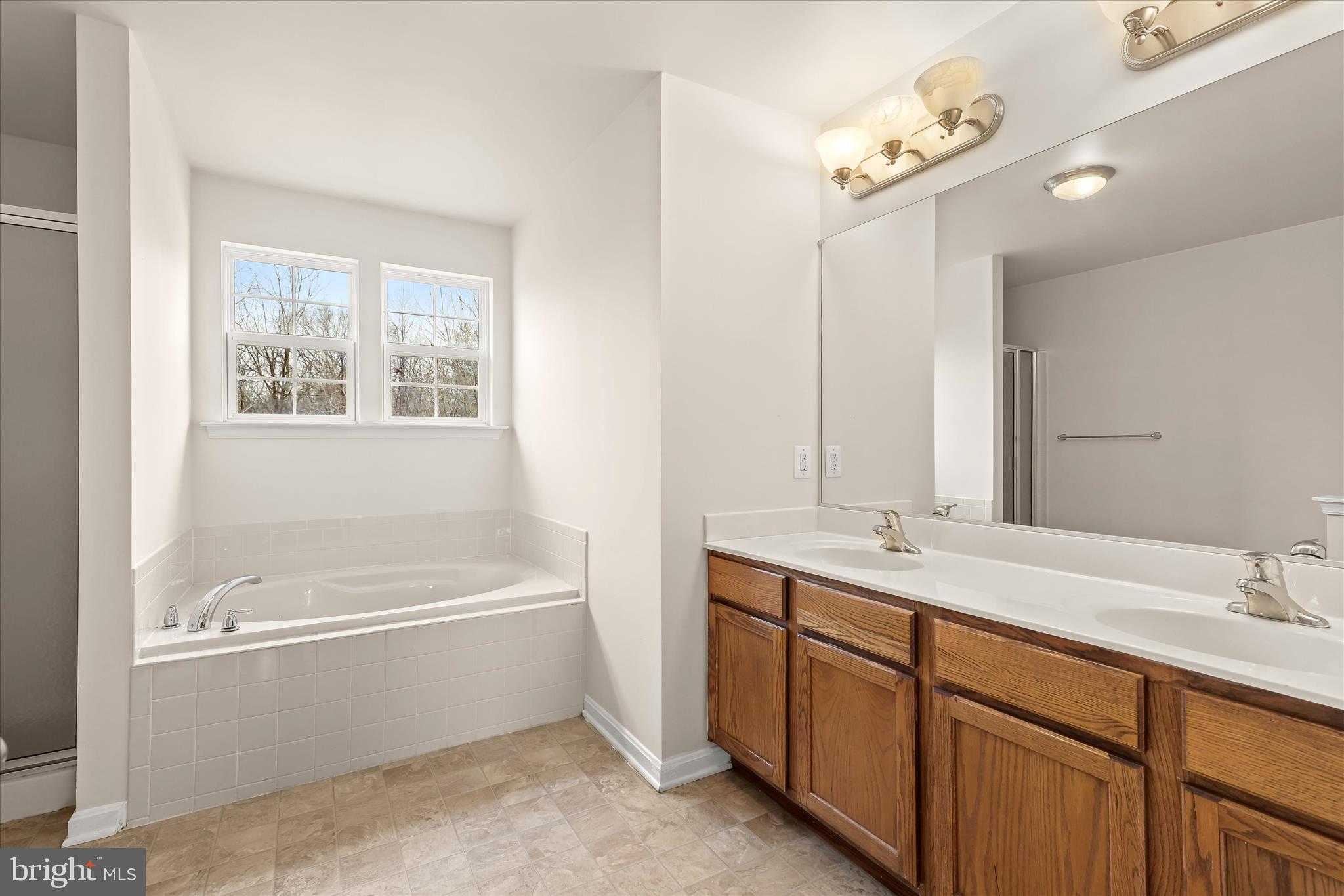 ROCK HALL - Residential