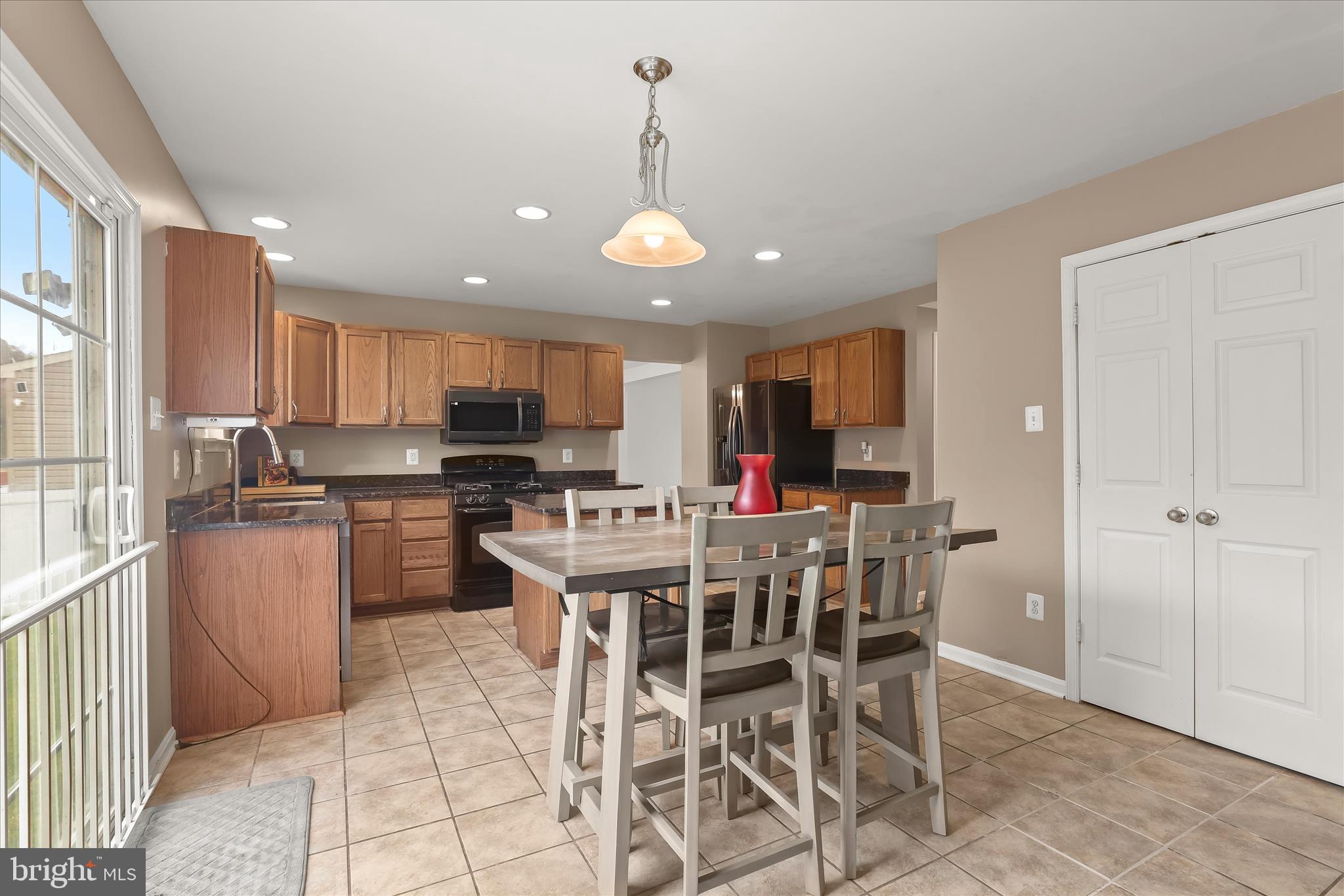 ROCK HALL - Residential