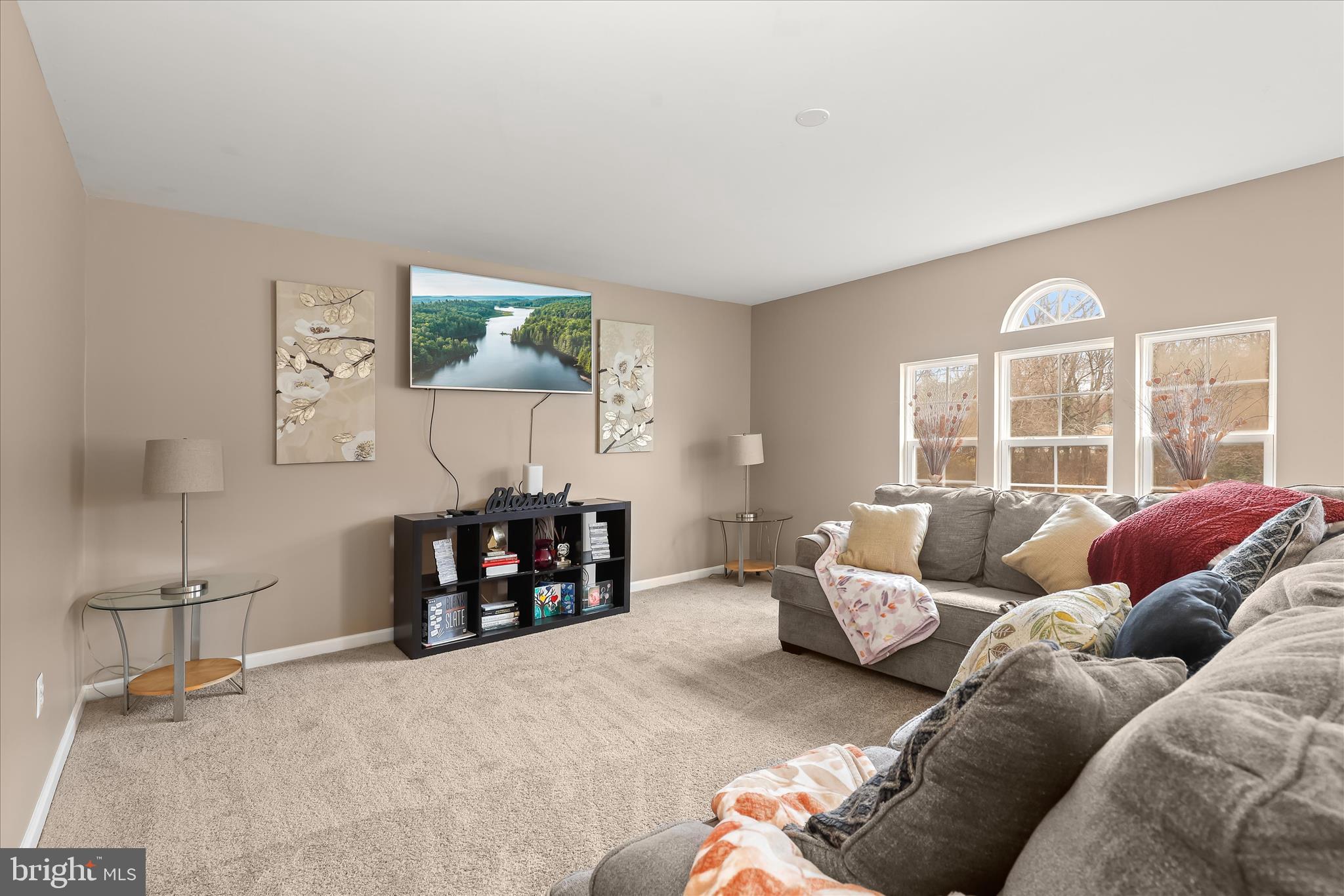 ROCK HALL - Residential