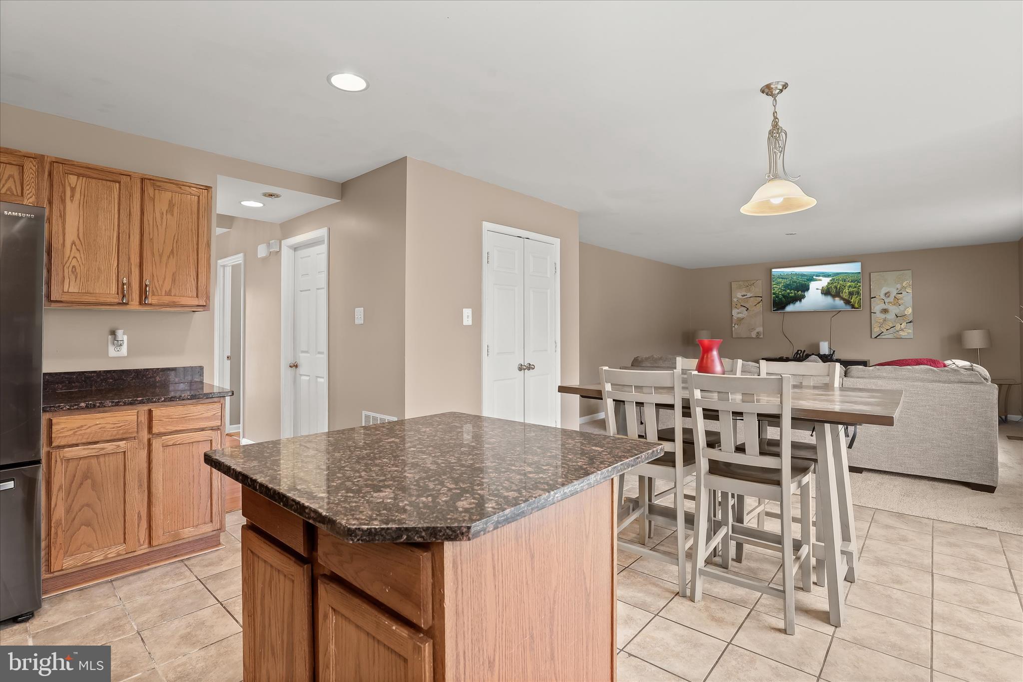 ROCK HALL - Residential