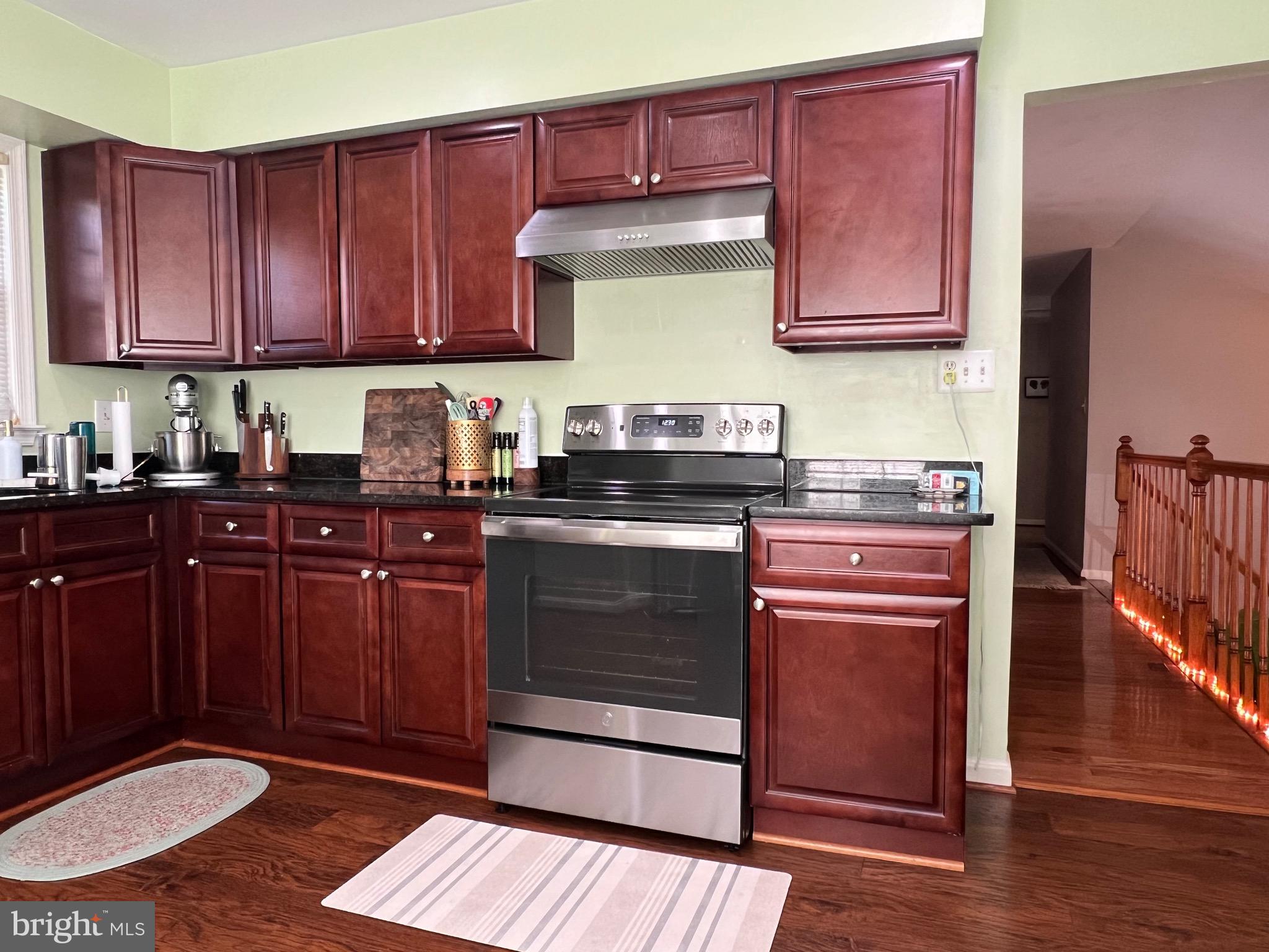 AFTON GLEN - Residential Lease