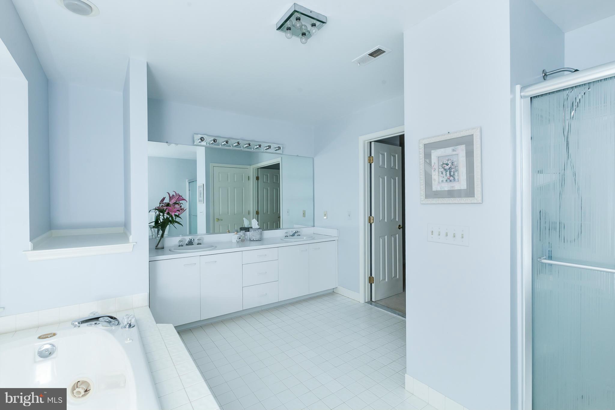 VALLEY BROOK - Residential