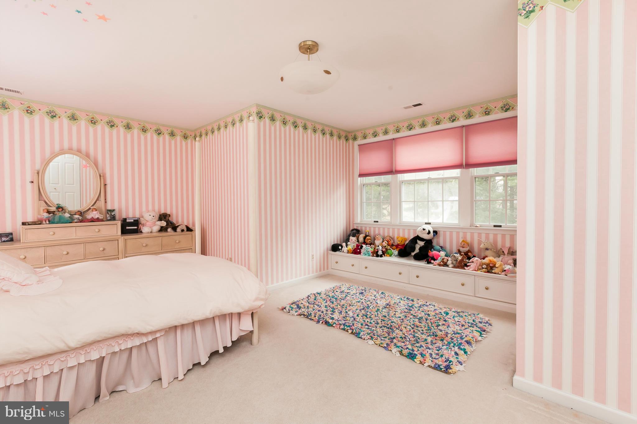 VALLEY BROOK - Residential