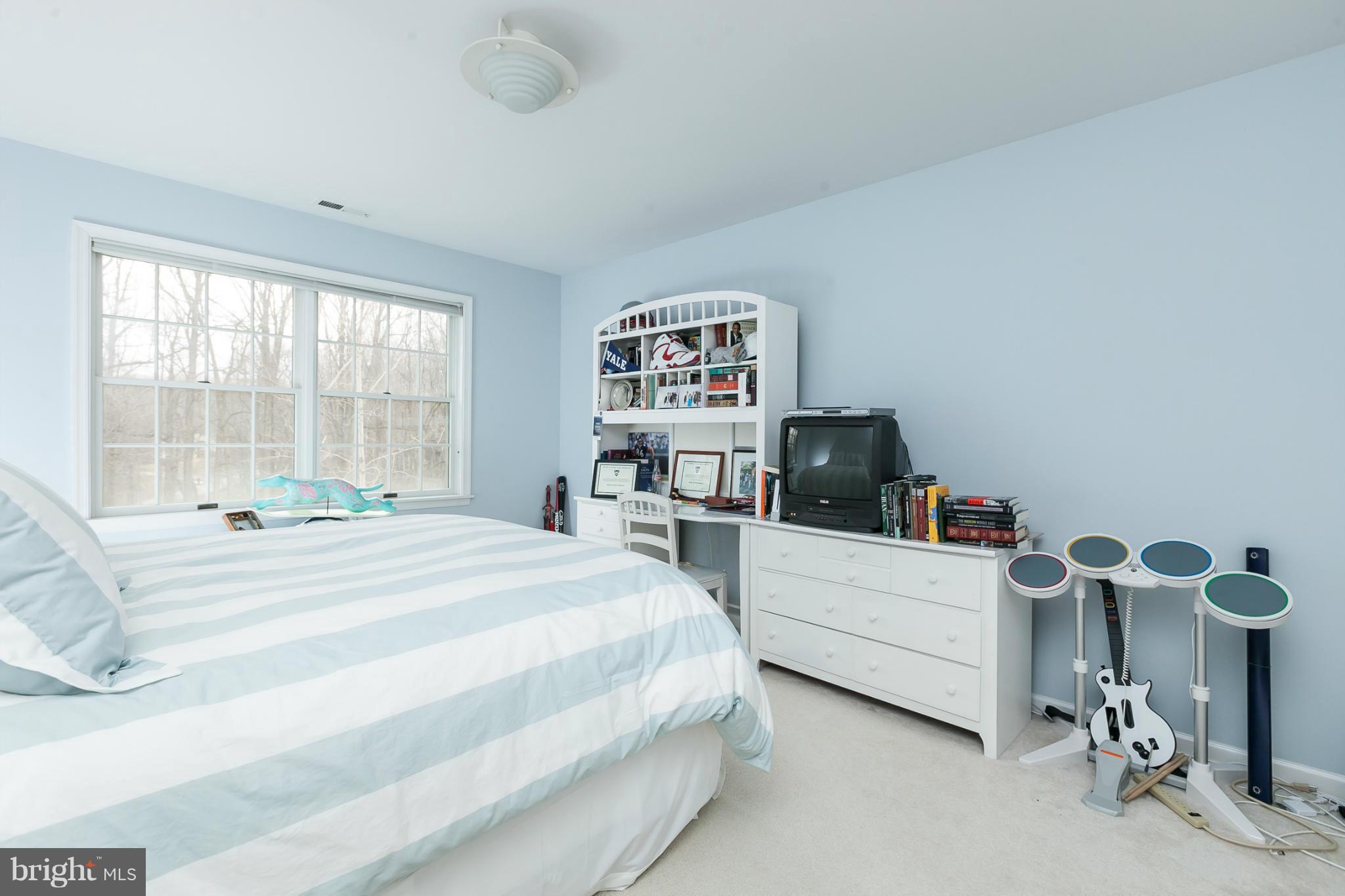 VALLEY BROOK - Residential