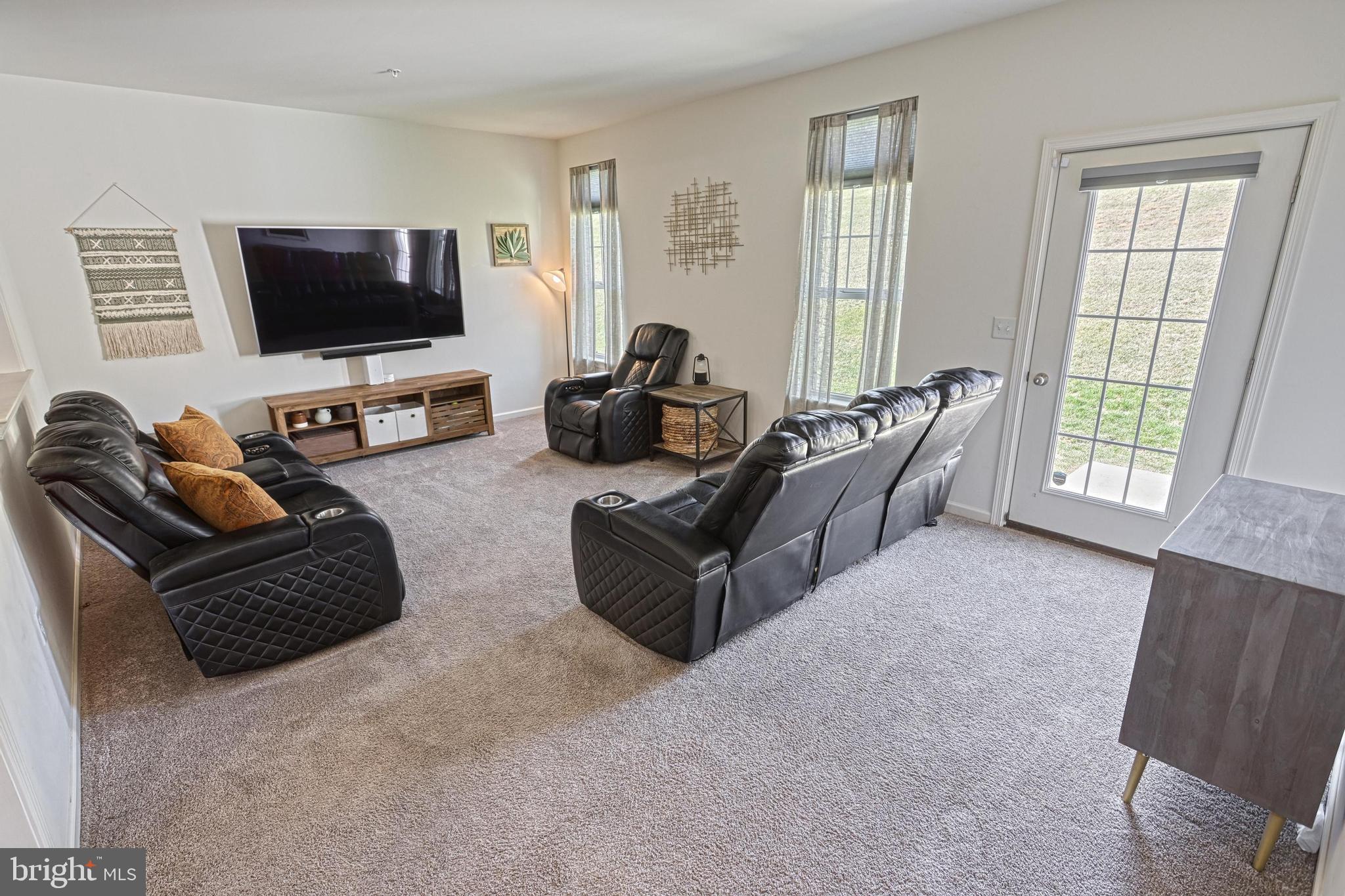 ORCHARD GLEN - Residential