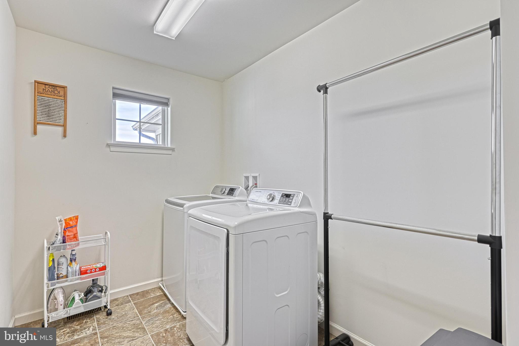 ORCHARD GLEN - Residential