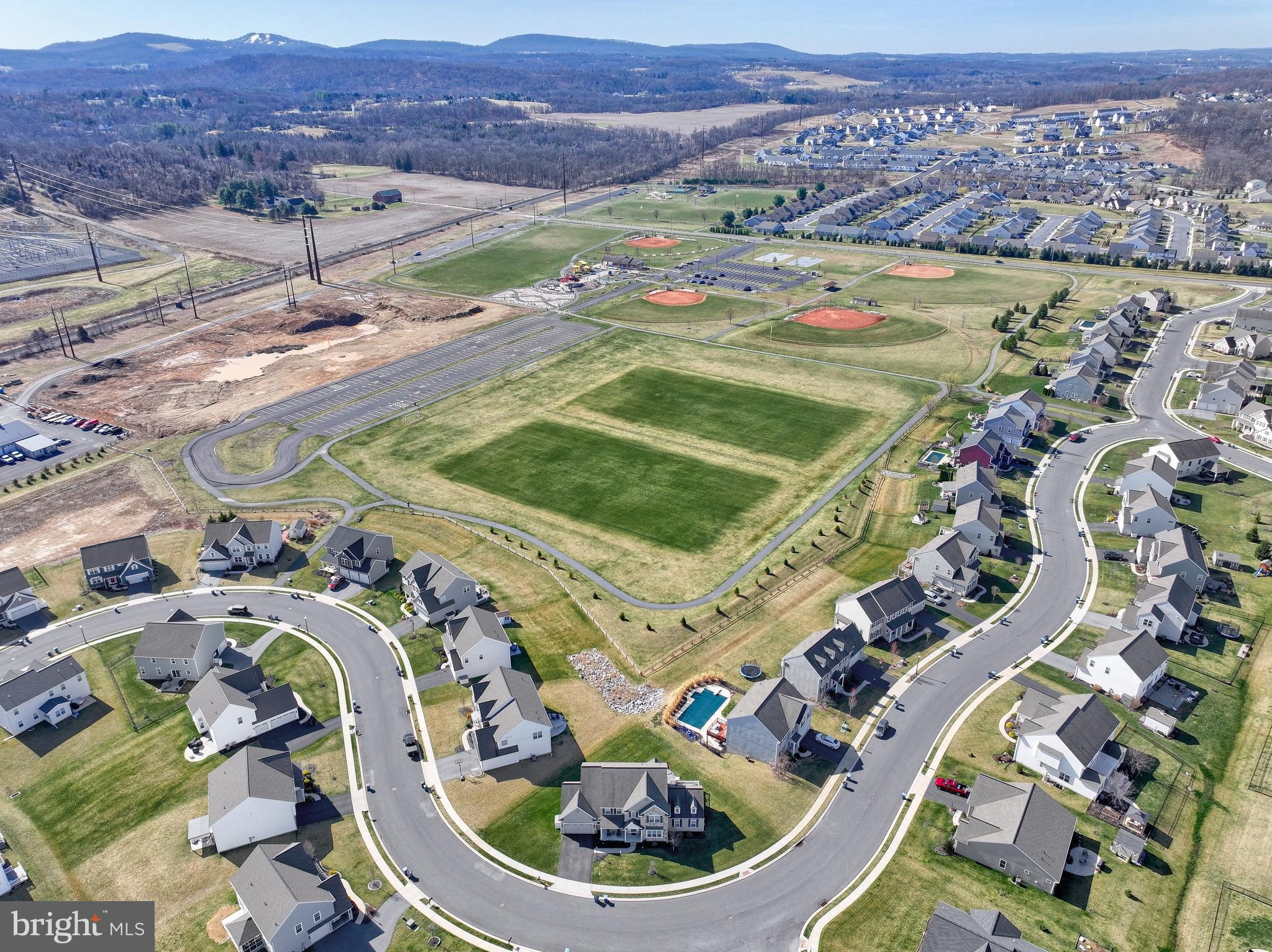 ORCHARD GLEN - Residential