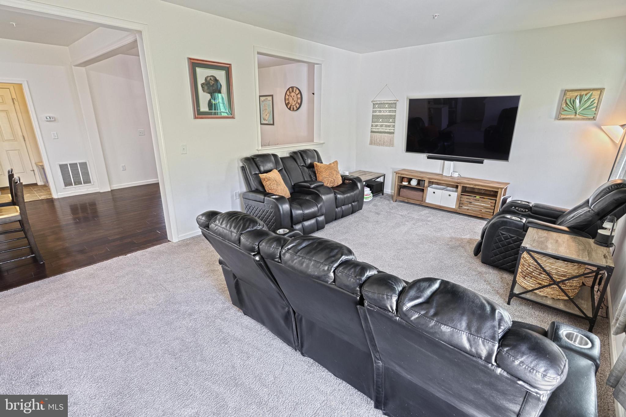 ORCHARD GLEN - Residential