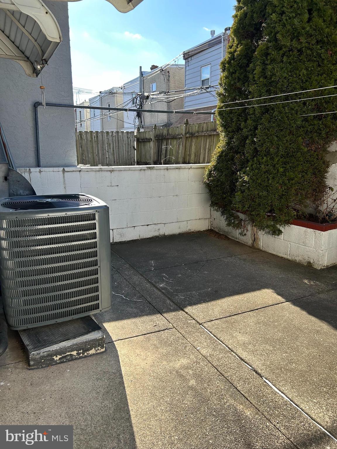 LOWER MOYAMENSING - Residential