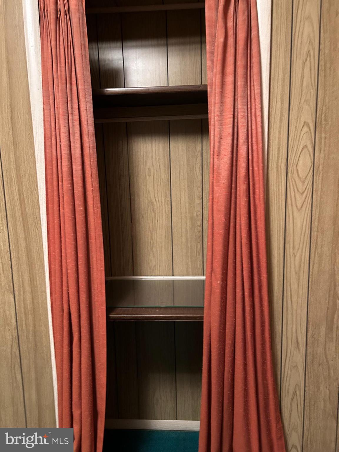 LOWER MOYAMENSING - Residential