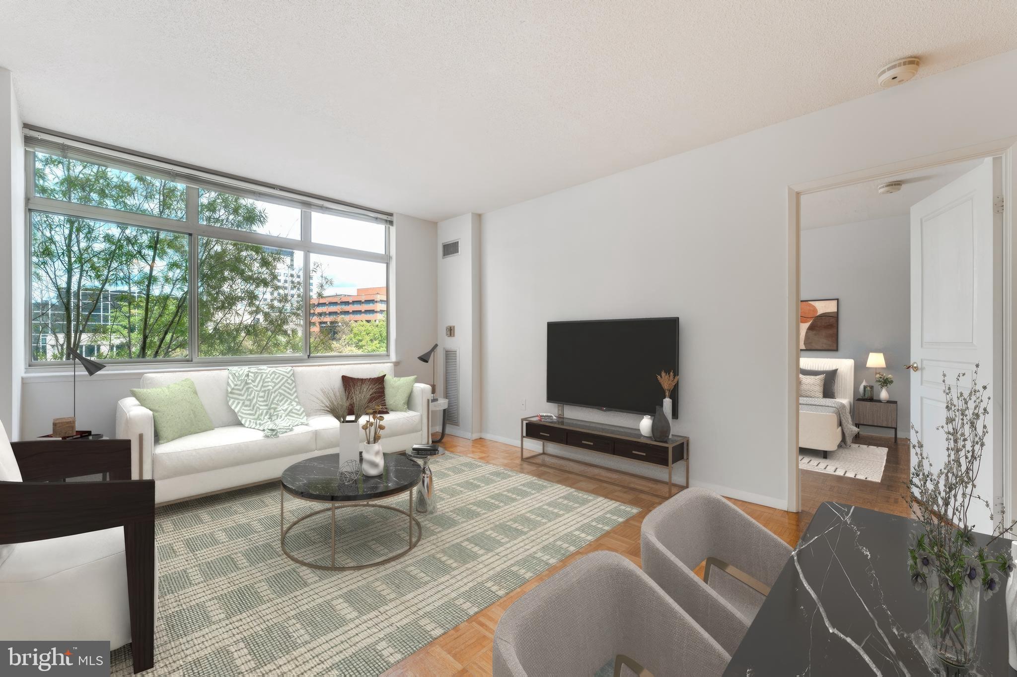 CRESCENT PLAZA - Residential Lease