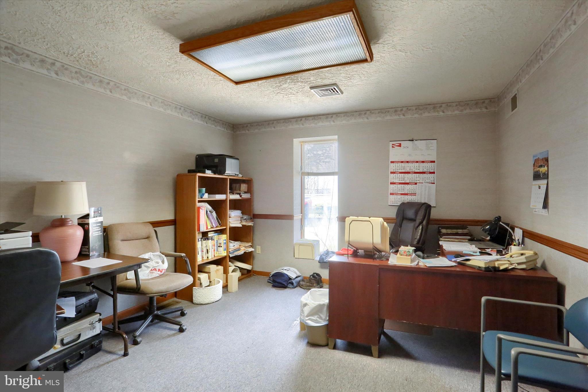 5811 FOUR POINT ROAD