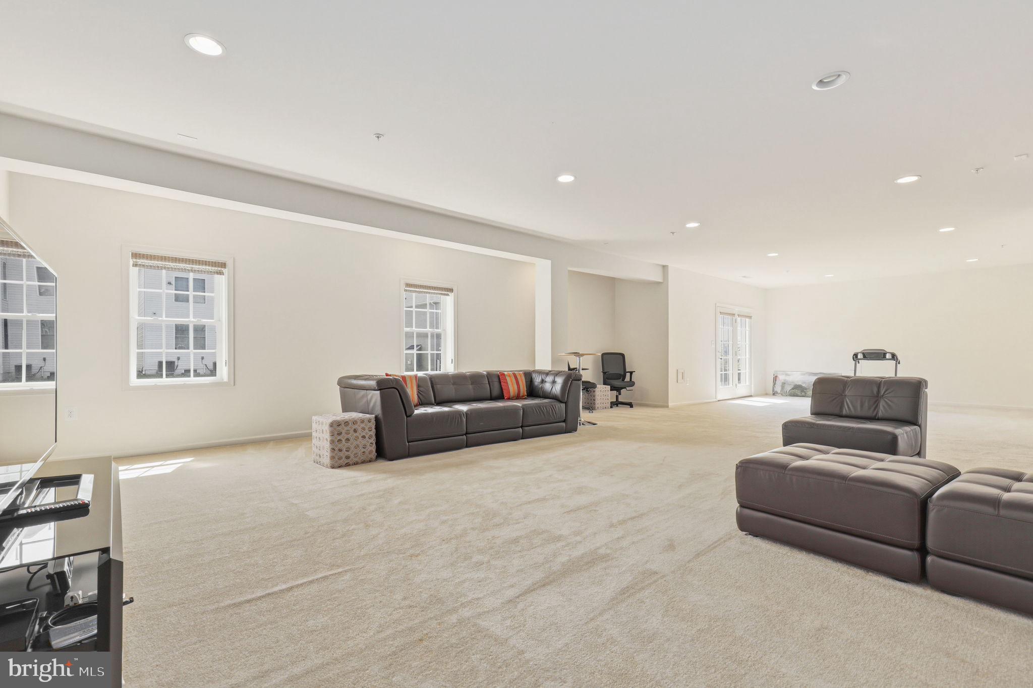 POPLAR RUN - Residential