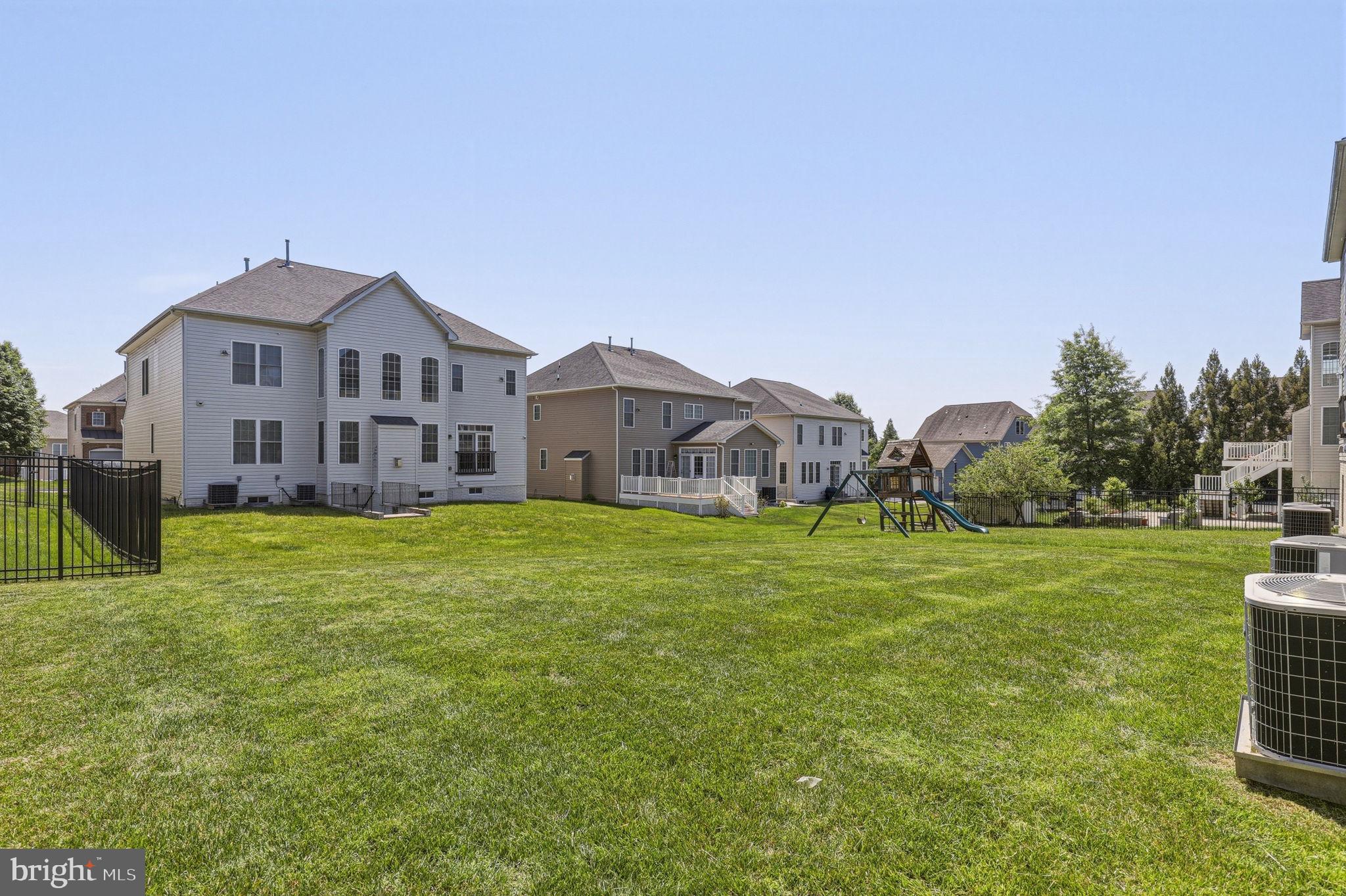 POPLAR RUN - Residential