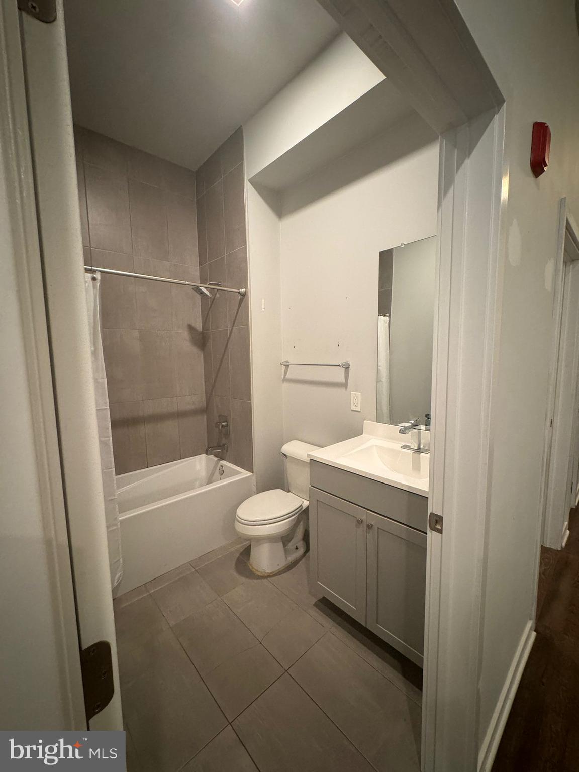 LANSDALE - Residential Lease