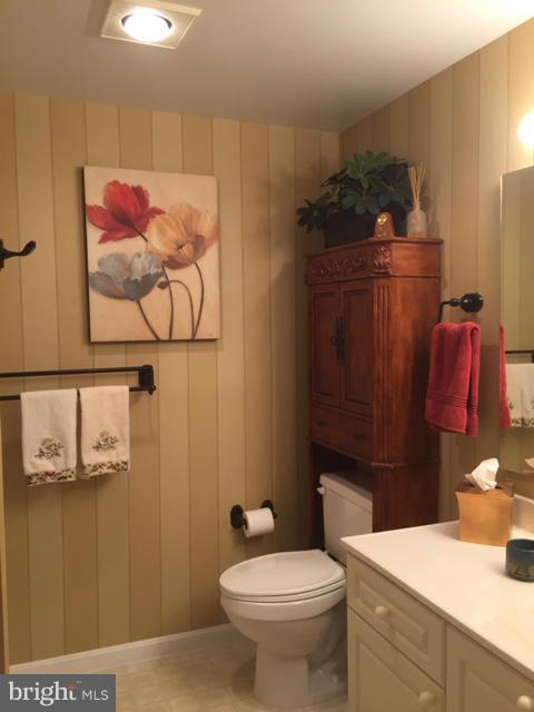 LANSDOWNE WOODS LEISURE WORLD - Residential