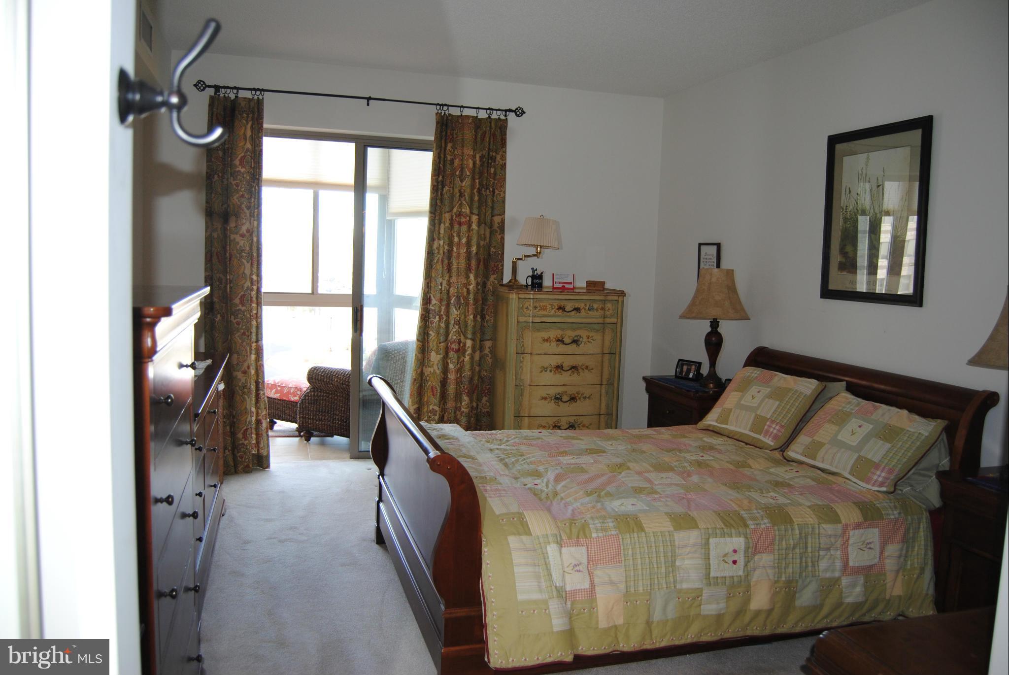 LANSDOWNE WOODS LEISURE WORLD - Residential