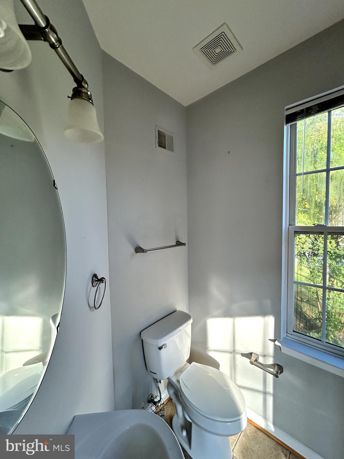 LANDOVER MEWS-PLAT FIVE> - Residential