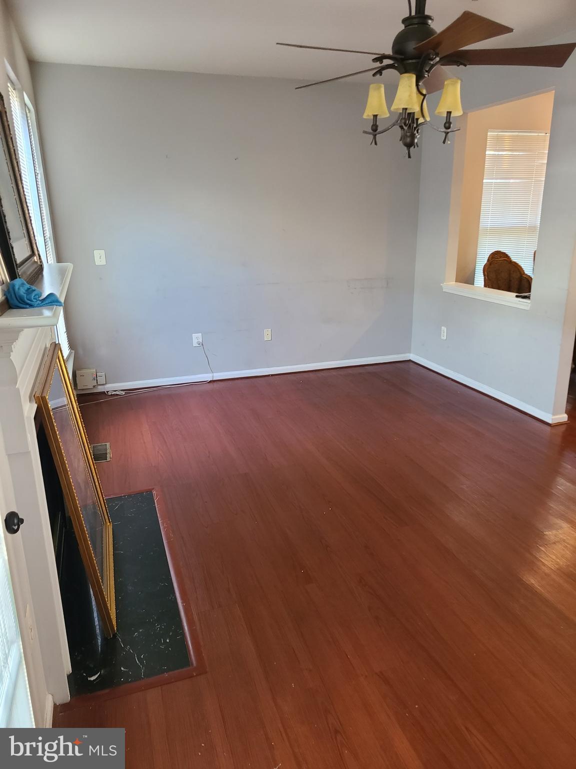 LANDOVER MEWS-PLAT FIVE> - Residential