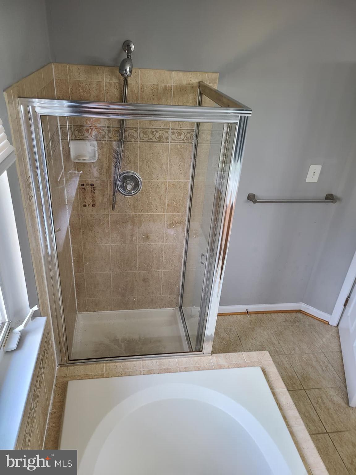 LANDOVER MEWS-PLAT FIVE> - Residential