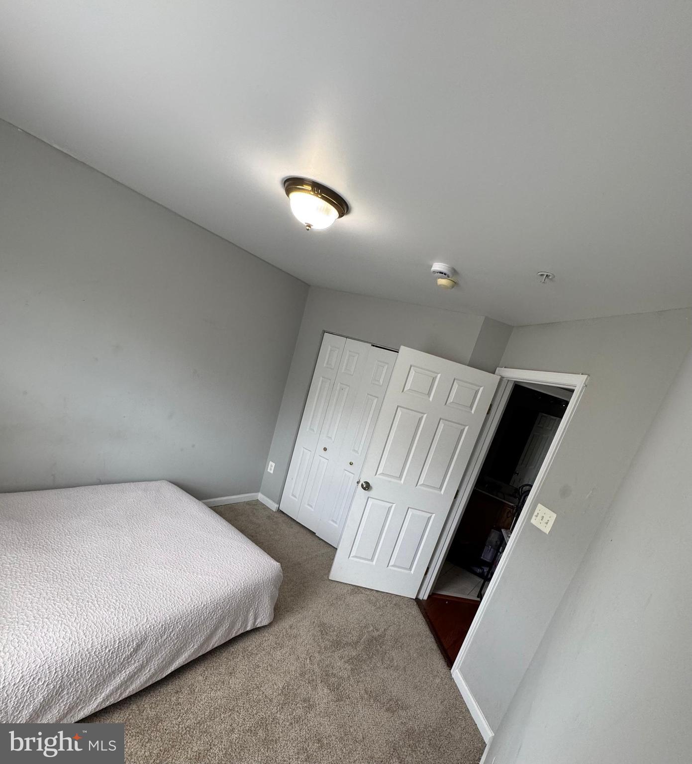 LANDOVER MEWS-PLAT FIVE> - Residential